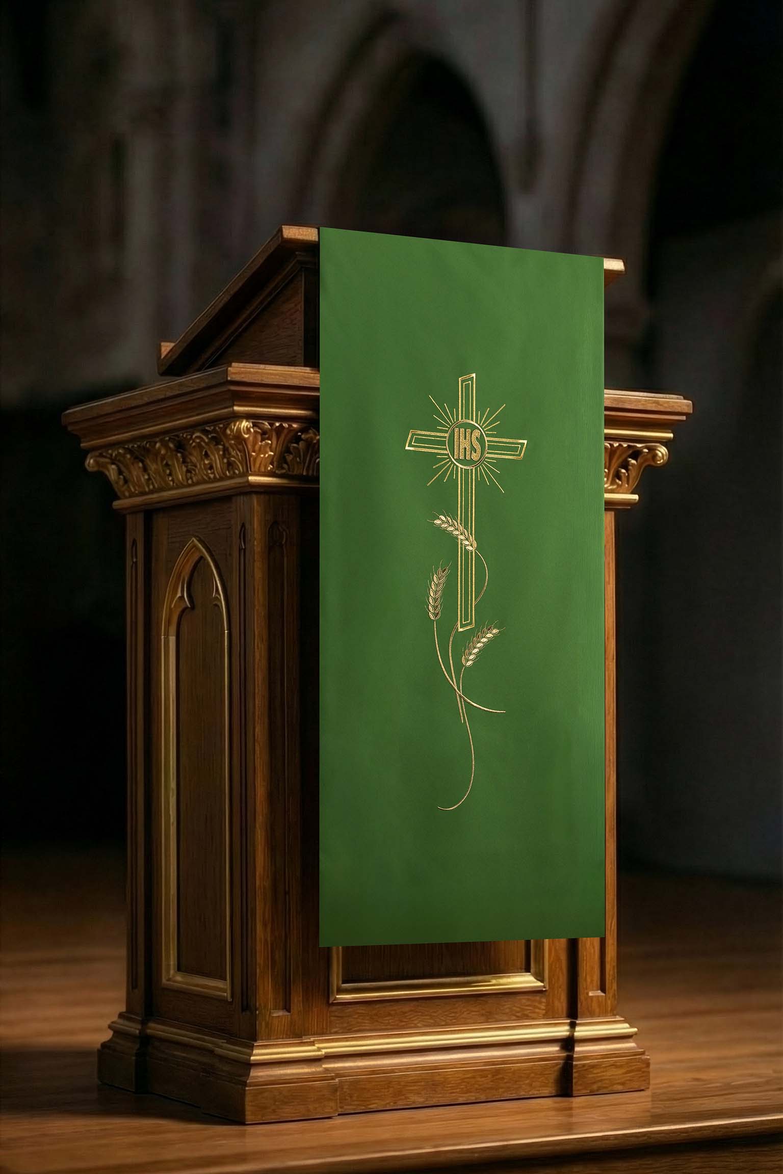 Zielona Serweta Liturgiczna na Lektorium z Haftem Krzyża i IHS