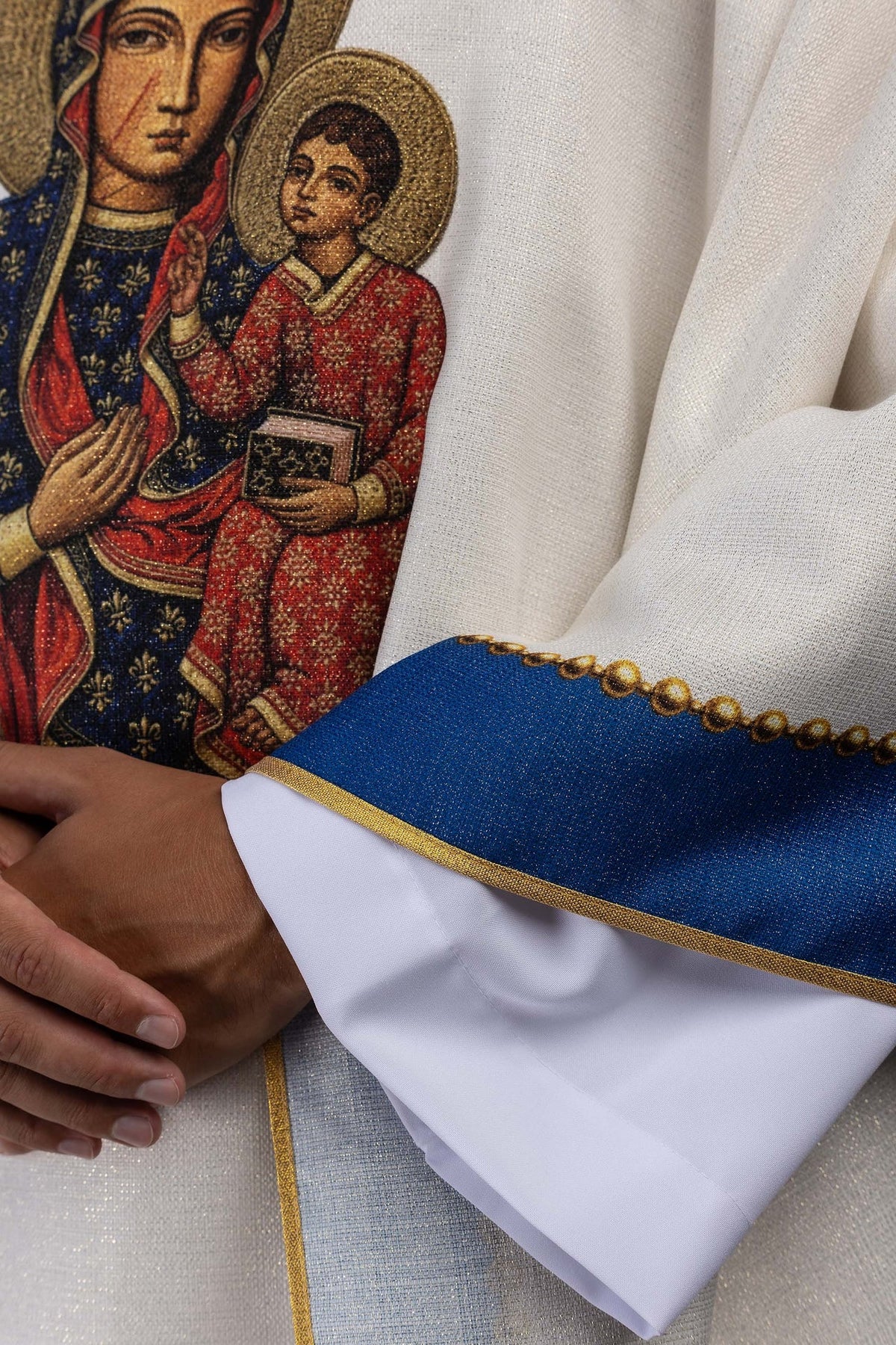 Ornat drukowany z wizerunkiem Matki Bożej Częstochowskiej