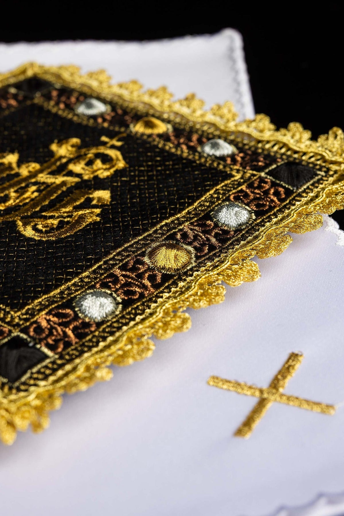 Aksamitny Komplet Kielichowy Czarny IHS - Palka, Korporał, Puryfikaterz - SZATYLITURGICZNE.PL