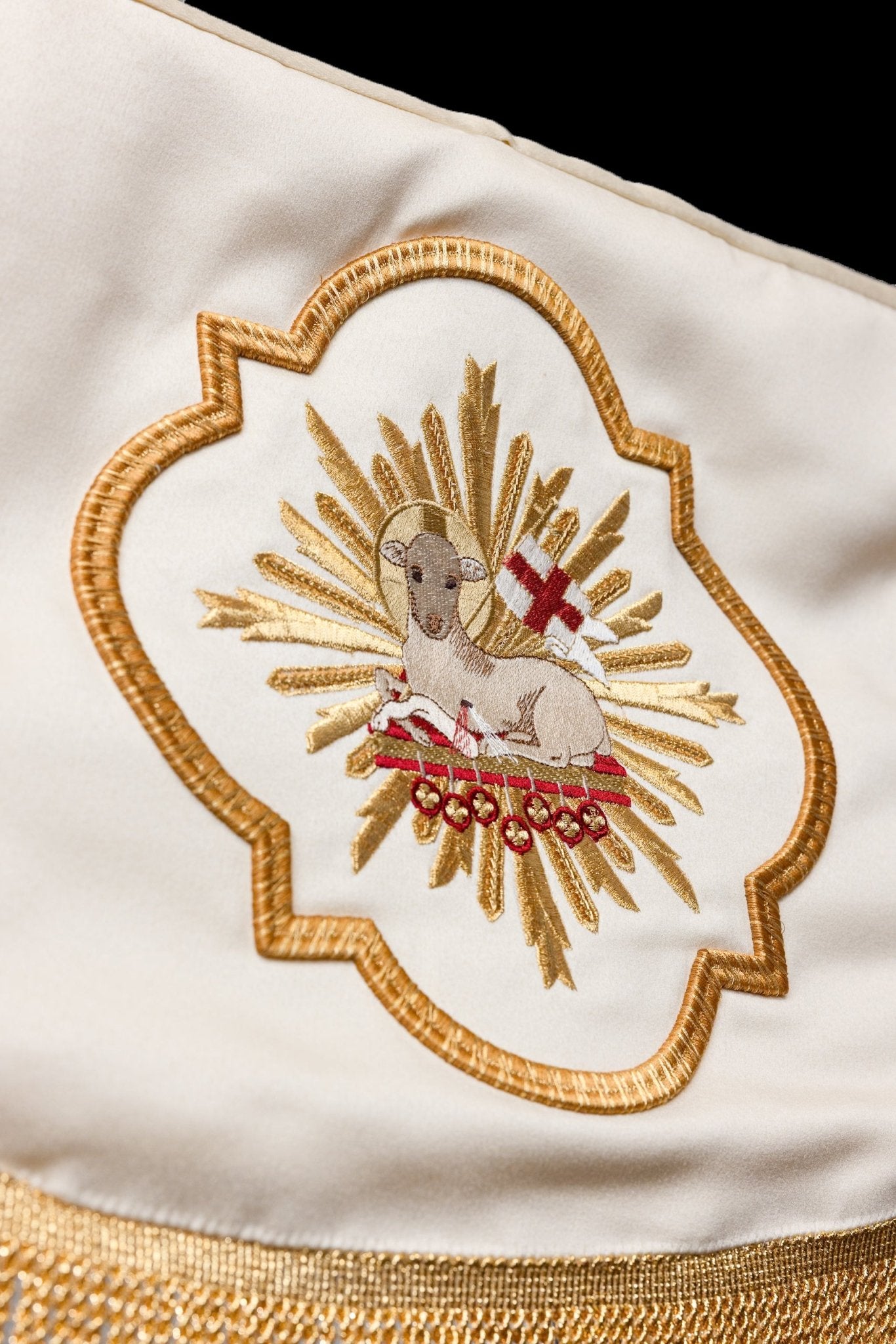 Baldachim Kościelny na Boże Ciało ecru, złoty haft, 140×160 cm - SZATYLITURGICZNE.PL