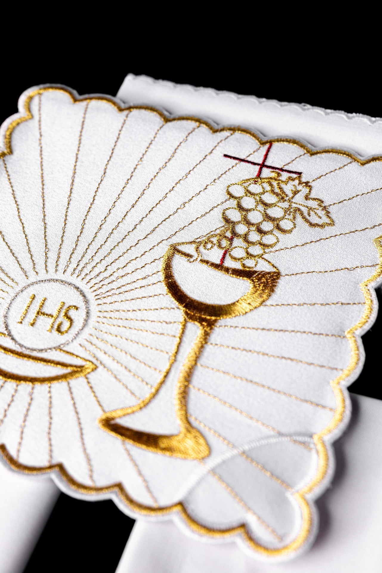 Bielizna Kielichowa Eucharystyczna Złoty Haft - Komplet 4 el. - SZATYLITURGICZNE.PL