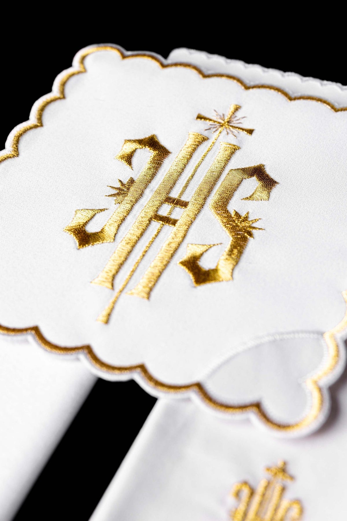 Bielizna Kielichowa IHS Złote Wykończenie Komplet 4w1 - Elegancki Zestaw - SZATYLITURGICZNE.PL