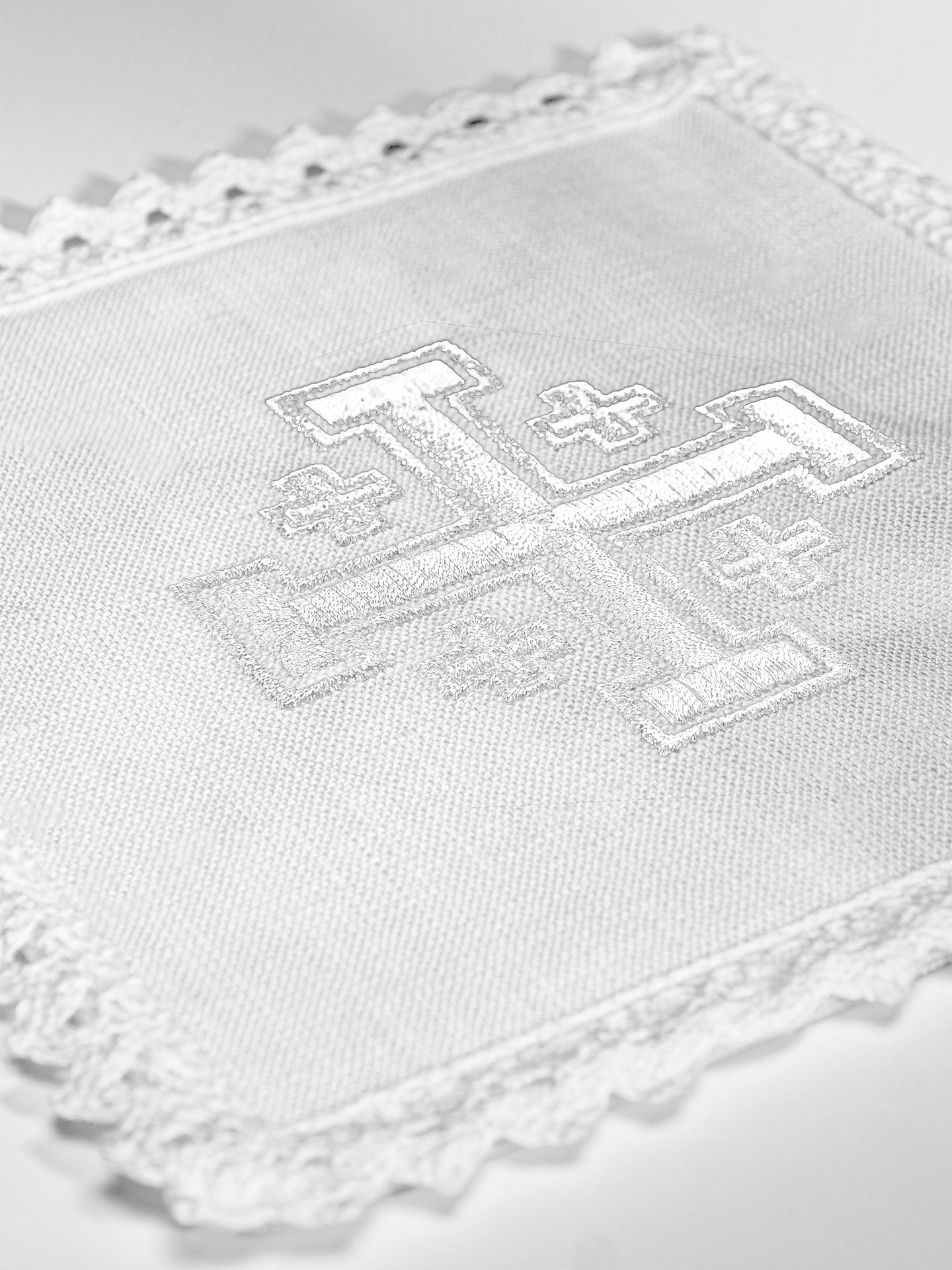 Bielizna Kielichowa Lniana Haftowana Krzyżem Jerozolimskim - Komplet 4 - częściowy - SZATYLITURGICZNE.PL