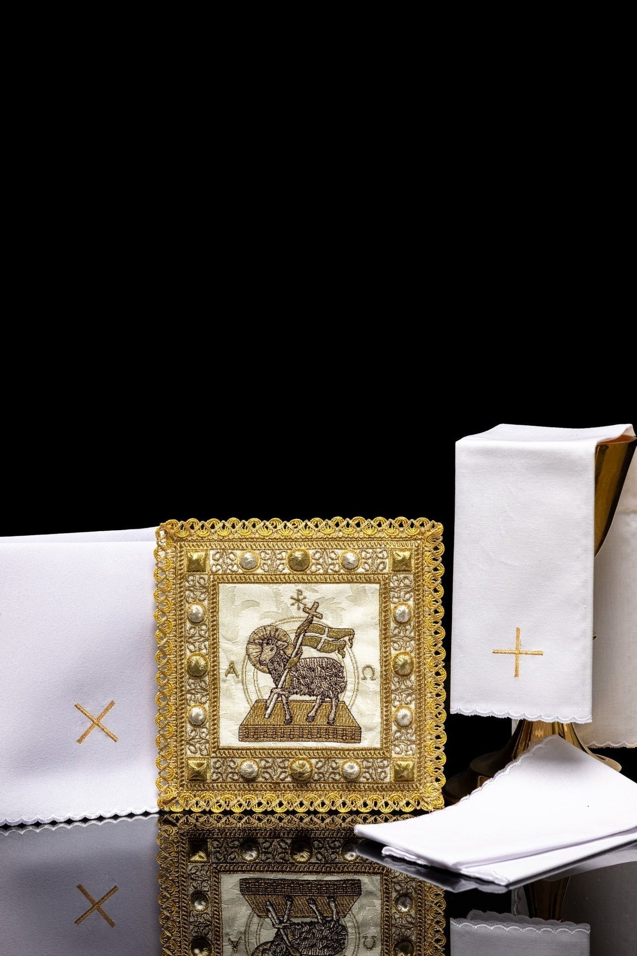Bielizna Kielichowa Wielkanocna z Haftem Baranka Bożego - Komplet 4 - częściowy - SZATYLITURGICZNE.PL