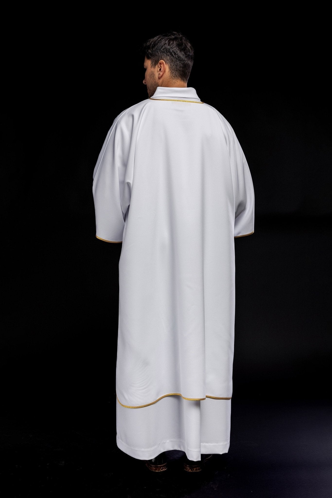 Dalmatyka Liturgiczna Biała ze Złotą Lamówką - Elegancka i Gładka - SZATYLITURGICZNE.PL