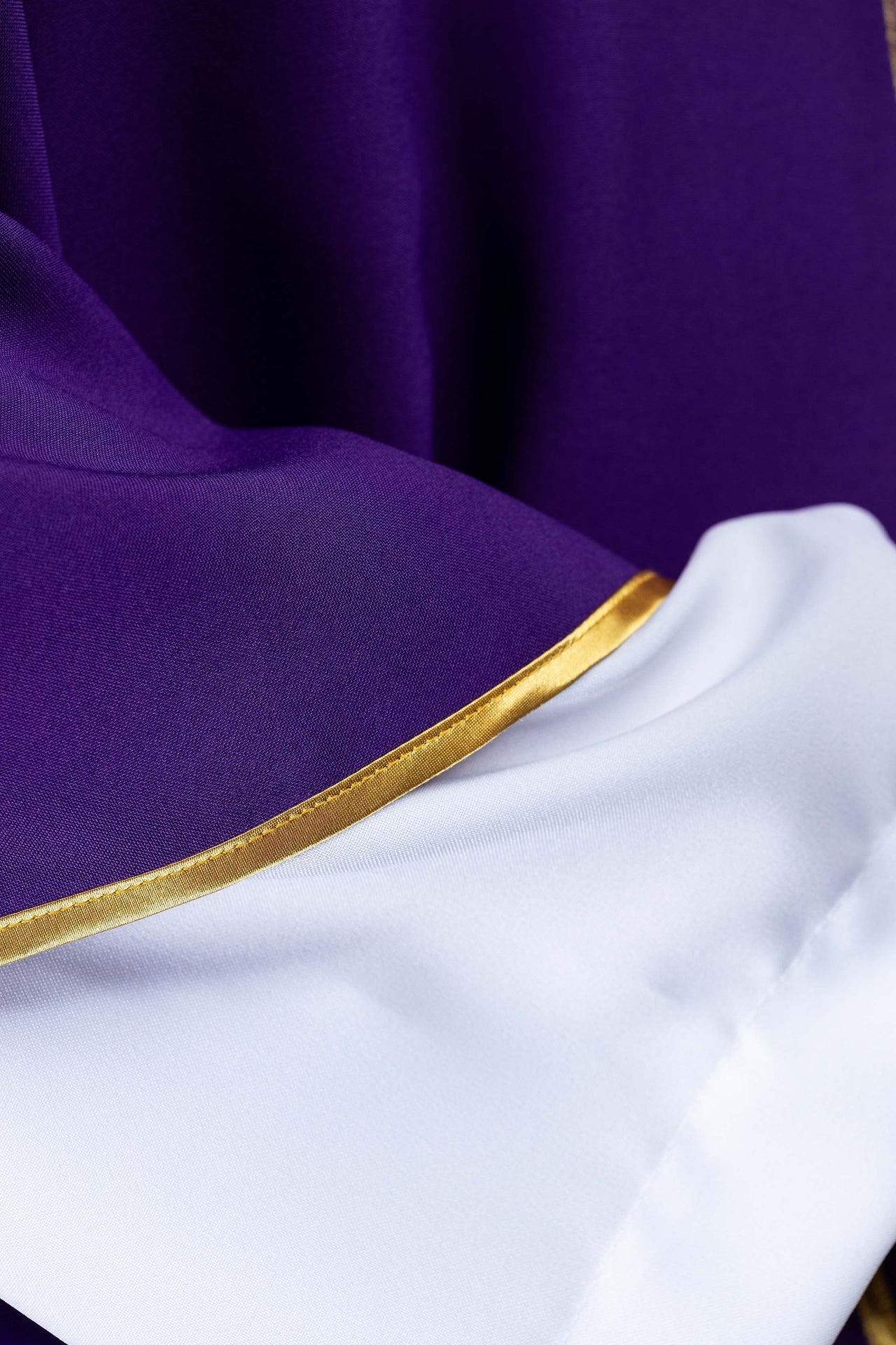 Fioletowy Ornat Liturgiczny IHS Haftowany Złotą Nicią - Polska Produkcja - SZATYLITURGICZNE.PL