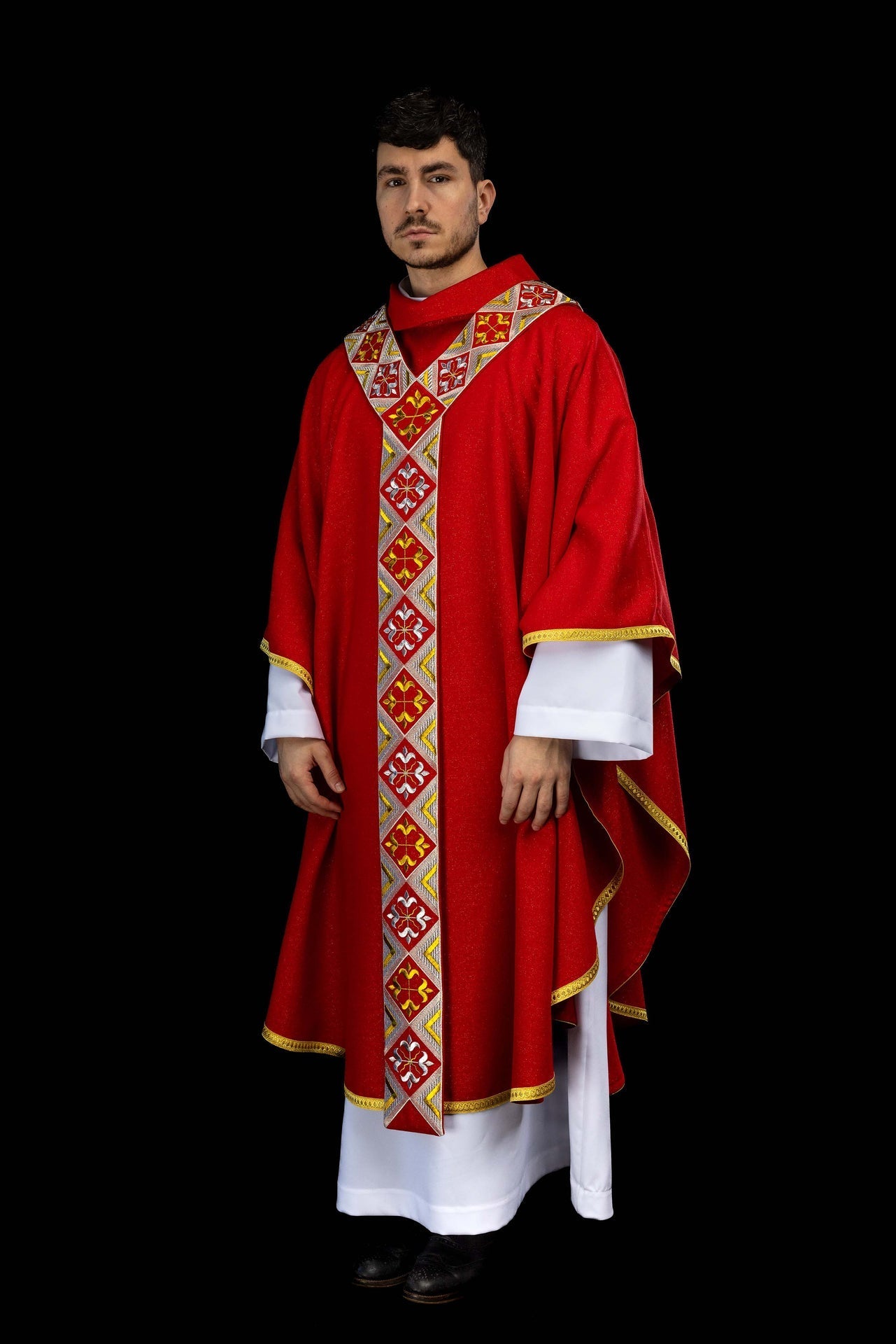 Haftowany pas na ornat w zestawie z ornatem czerwony - SZATYLITURGICZNE.PL