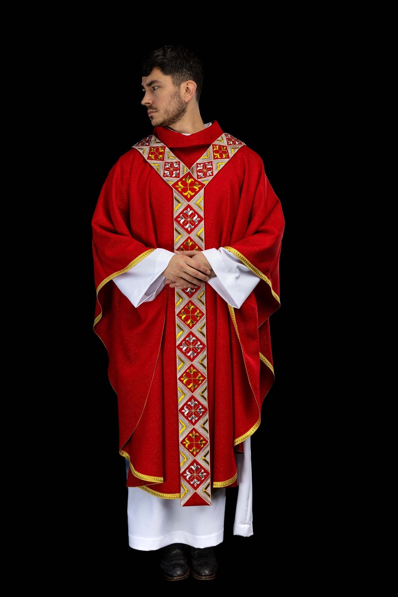 Haftowany pas na ornat w zestawie z ornatem czerwony - SZATYLITURGICZNE.PL