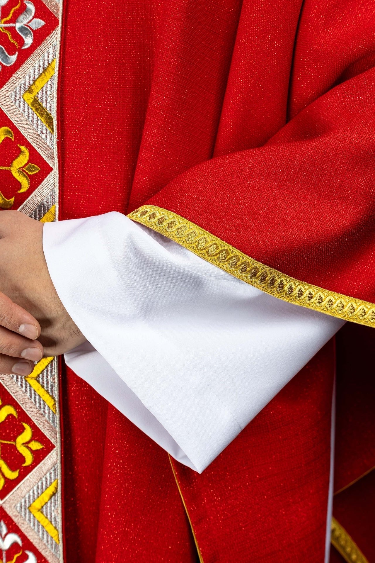 Haftowany pas na ornat w zestawie z ornatem czerwony - SZATYLITURGICZNE.PL
