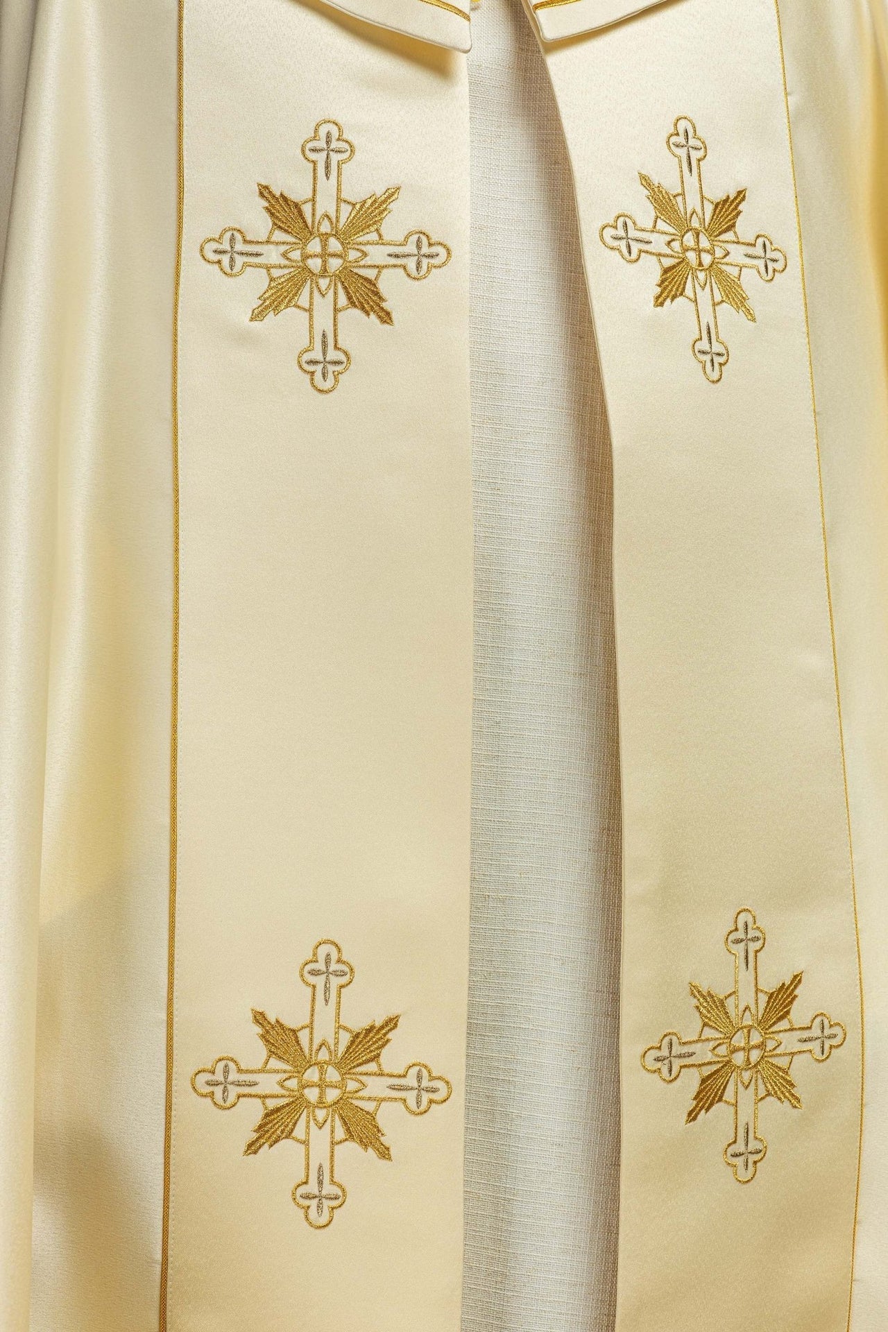 Kapa eucharystyczna monogram IHS - SZATYLITURGICZNE.PL