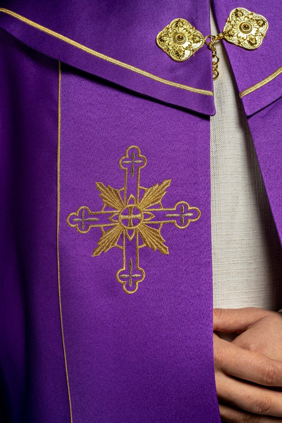 Kapa eucharystyczna monogram IHS Fioletowa - SZATYLITURGICZNE.PL