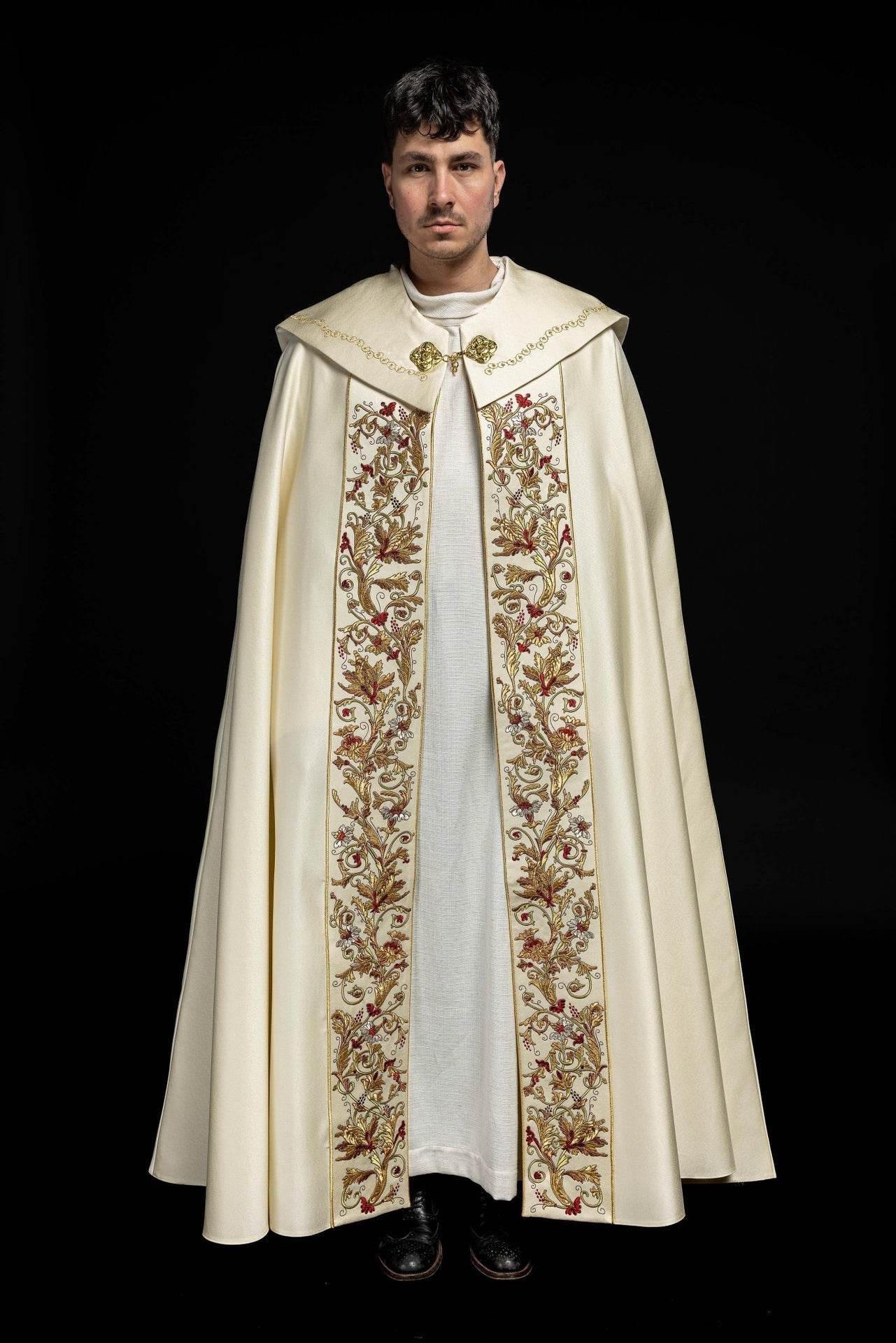 Kapa eucharystyczna monogramem PAX ecru - SZATYLITURGICZNE.PL