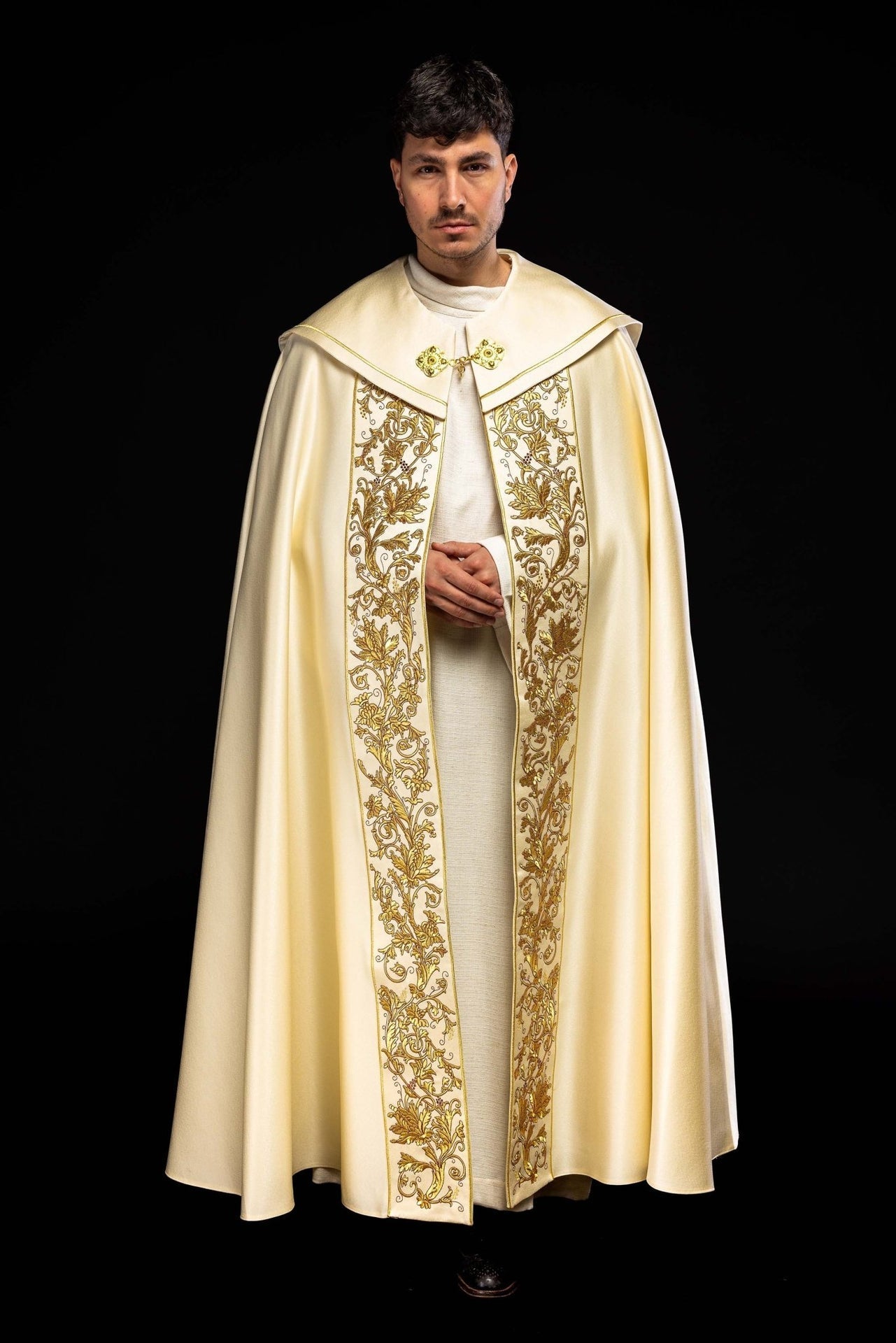 Kapa liturgiczna haftowana Kielich ecru - SZATYLITURGICZNE.PL