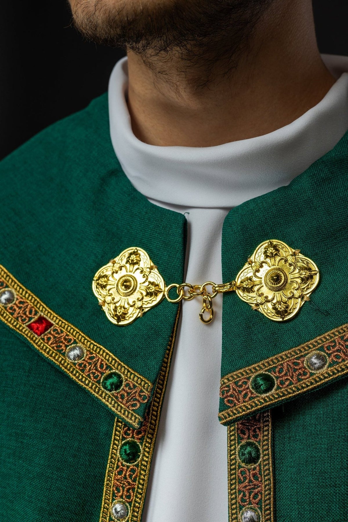 Kapa Liturgiczna Zielona z Haftem IHS - Satyna Nabłyszczana - SZATYLITURGICZNE.PL