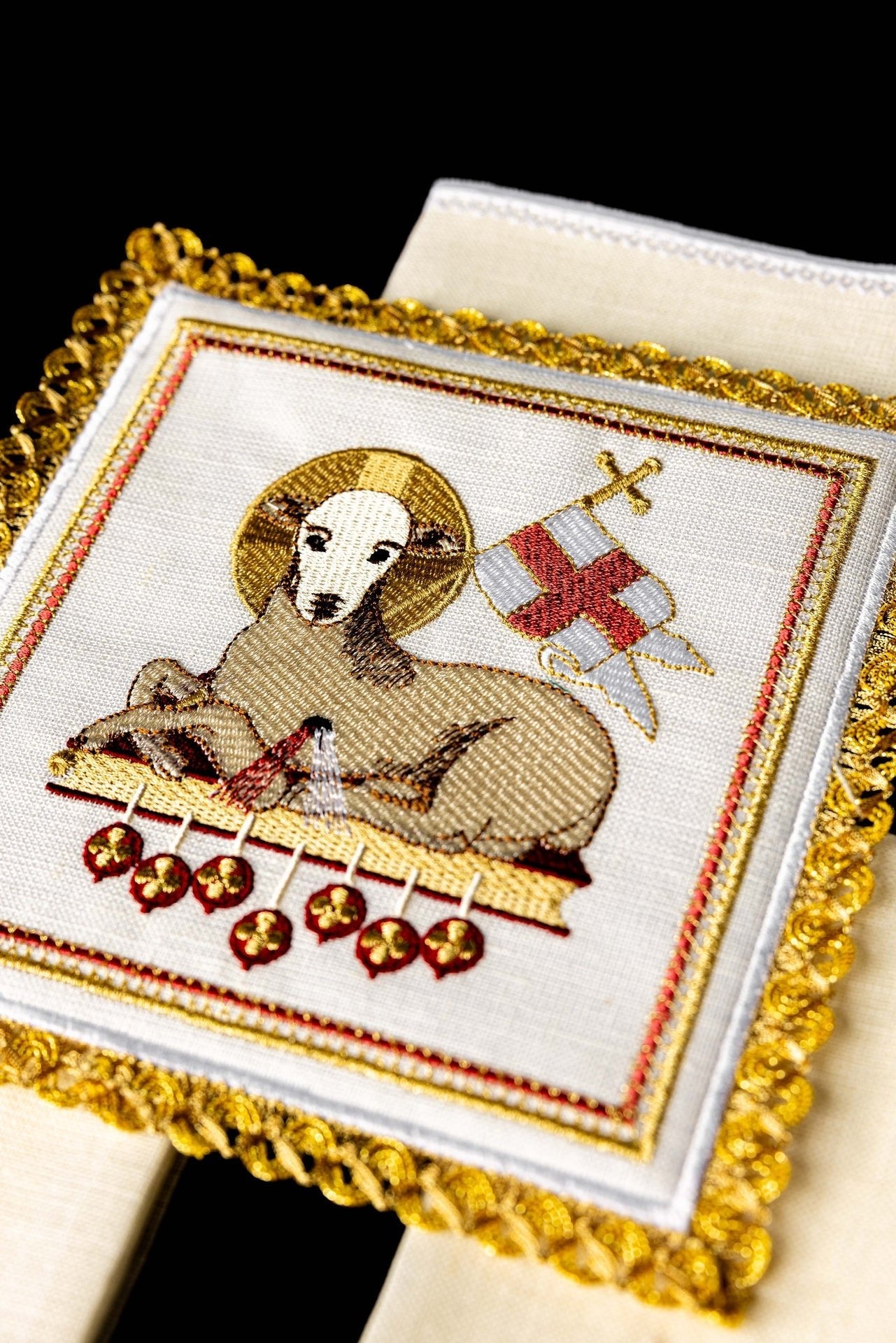 Lniany Komplet Kielichowy Baranek - Palka, Korporał, Puryfikaterz - SZATYLITURGICZNE.PL