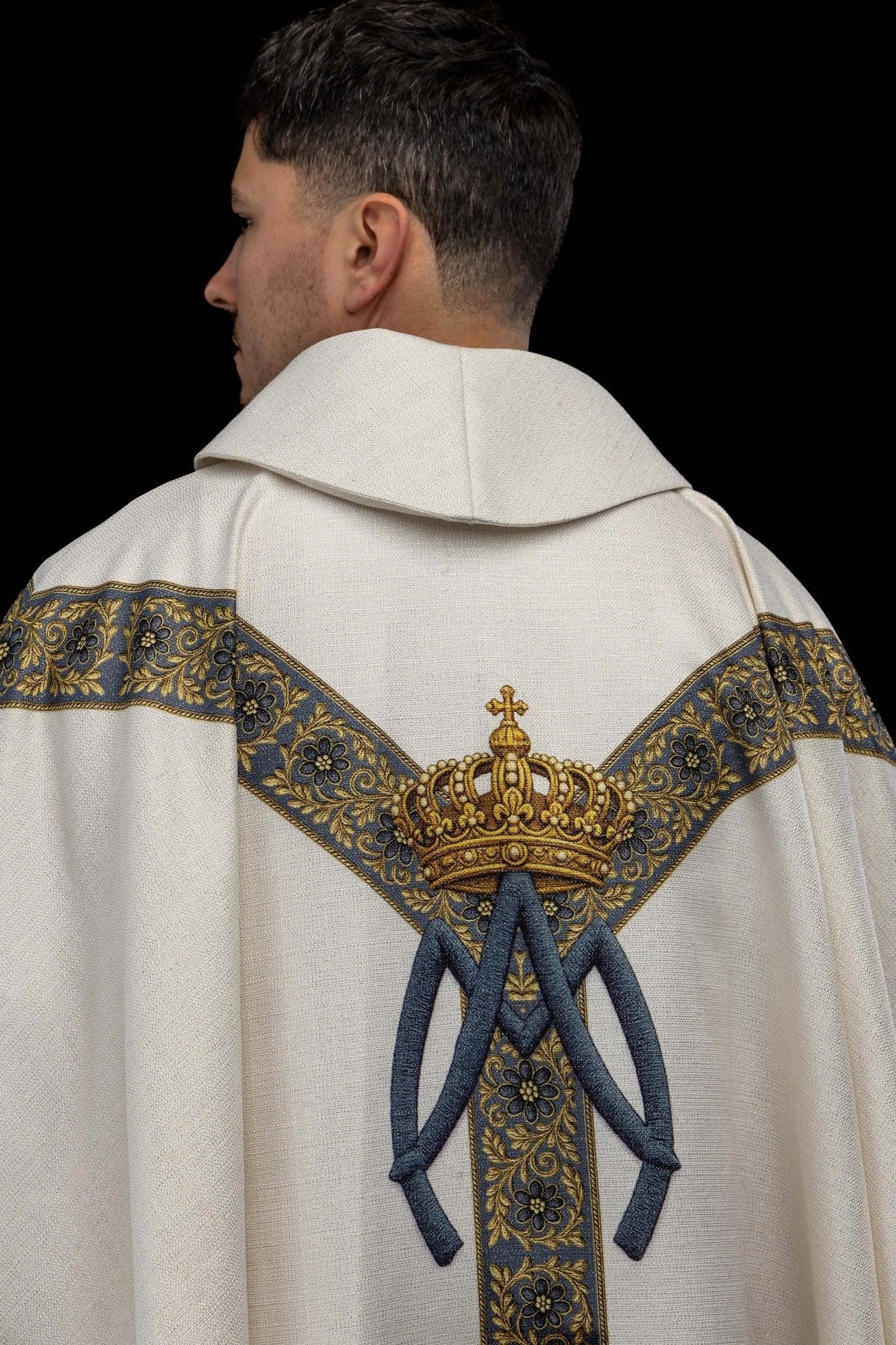 Ornat drukowany z wizerunkiem Matki Bożej Wniebowziętej - SZATYLITURGICZNE.PL