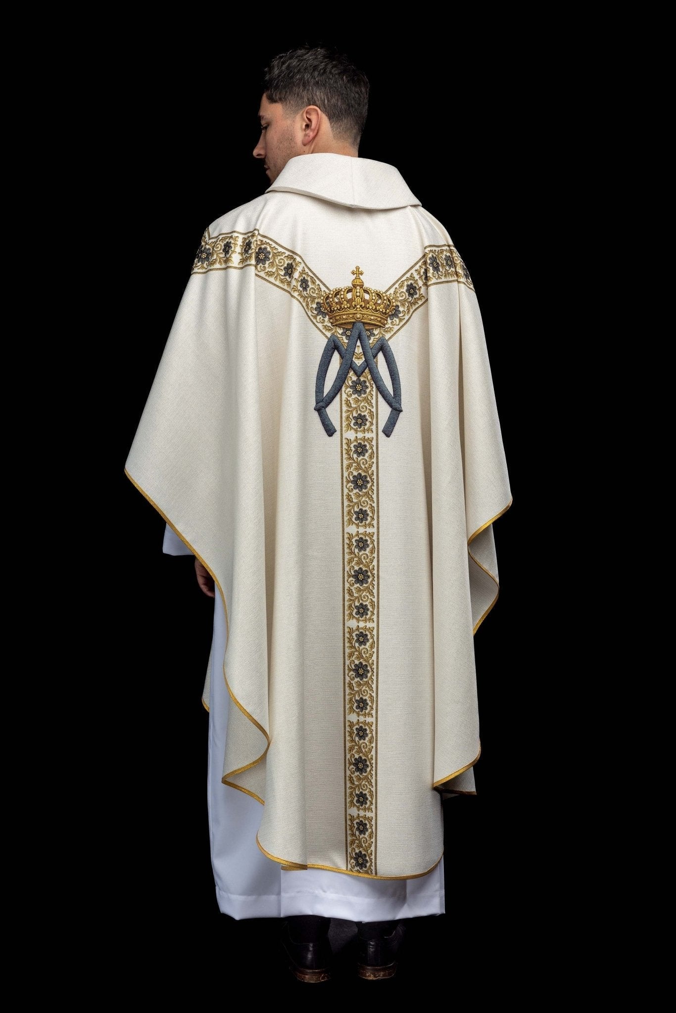 Ornat drukowany z wizerunkiem Matki Bożej z Lourdes - SZATYLITURGICZNE.PL