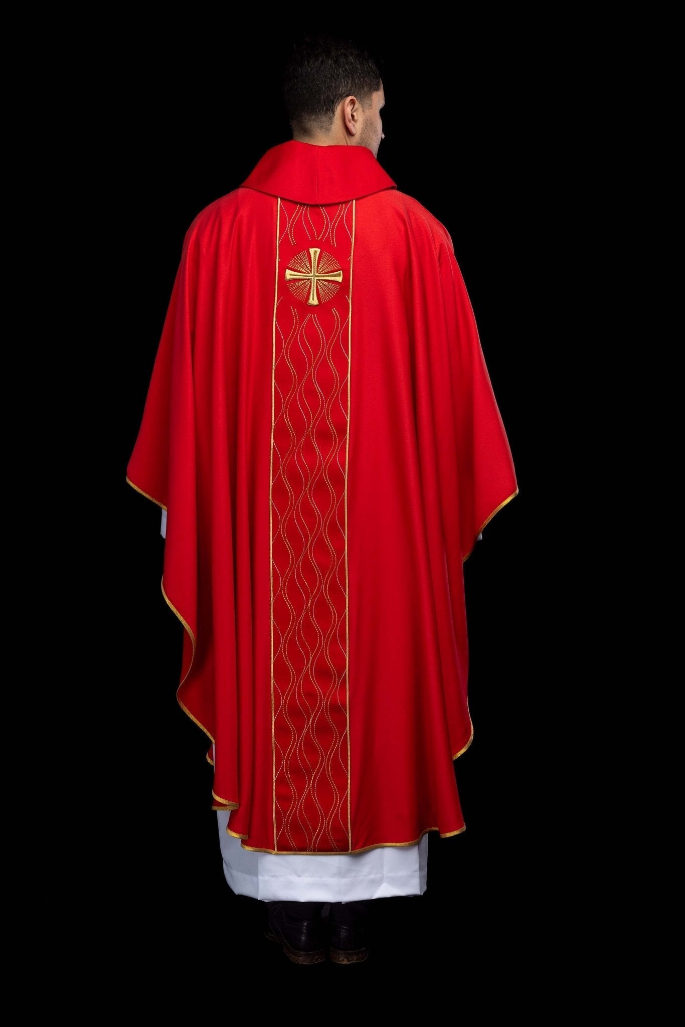 Ornat haftowany Krzyż czerwony - SZATYLITURGICZNE.PL