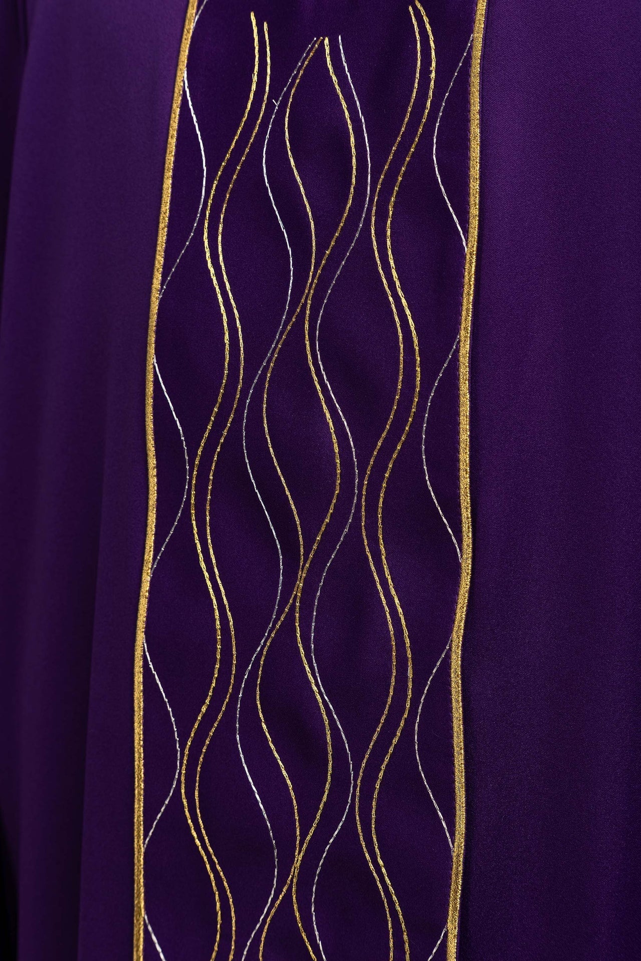 Ornat haftowany Krzyż fioletowy - SZATYLITURGICZNE.PL