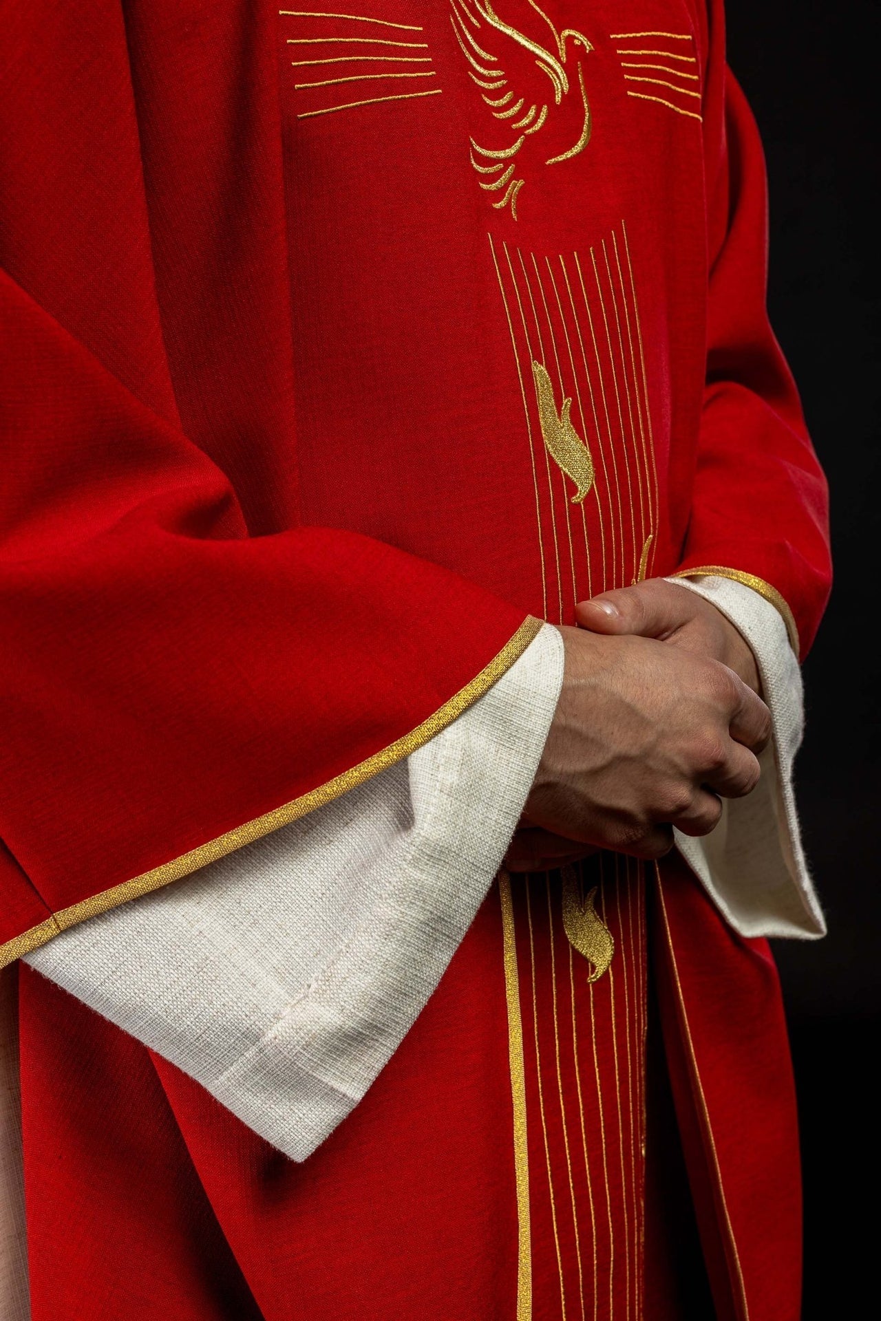 Ornat Liturgiczny Czerwony Duch Święty - Złota Lamówka, Stuła - SZATYLITURGICZNE.PL