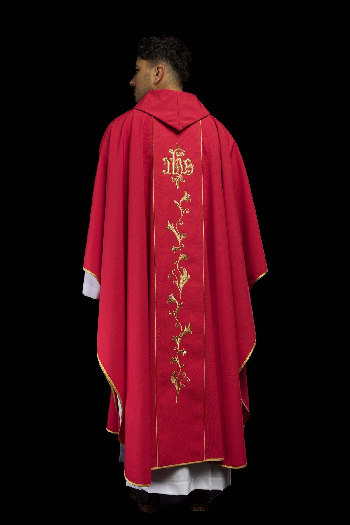 Ornat Liturgiczny Czerwony IHS Haftowany - Polski Producent - SZATYLITURGICZNE.PL