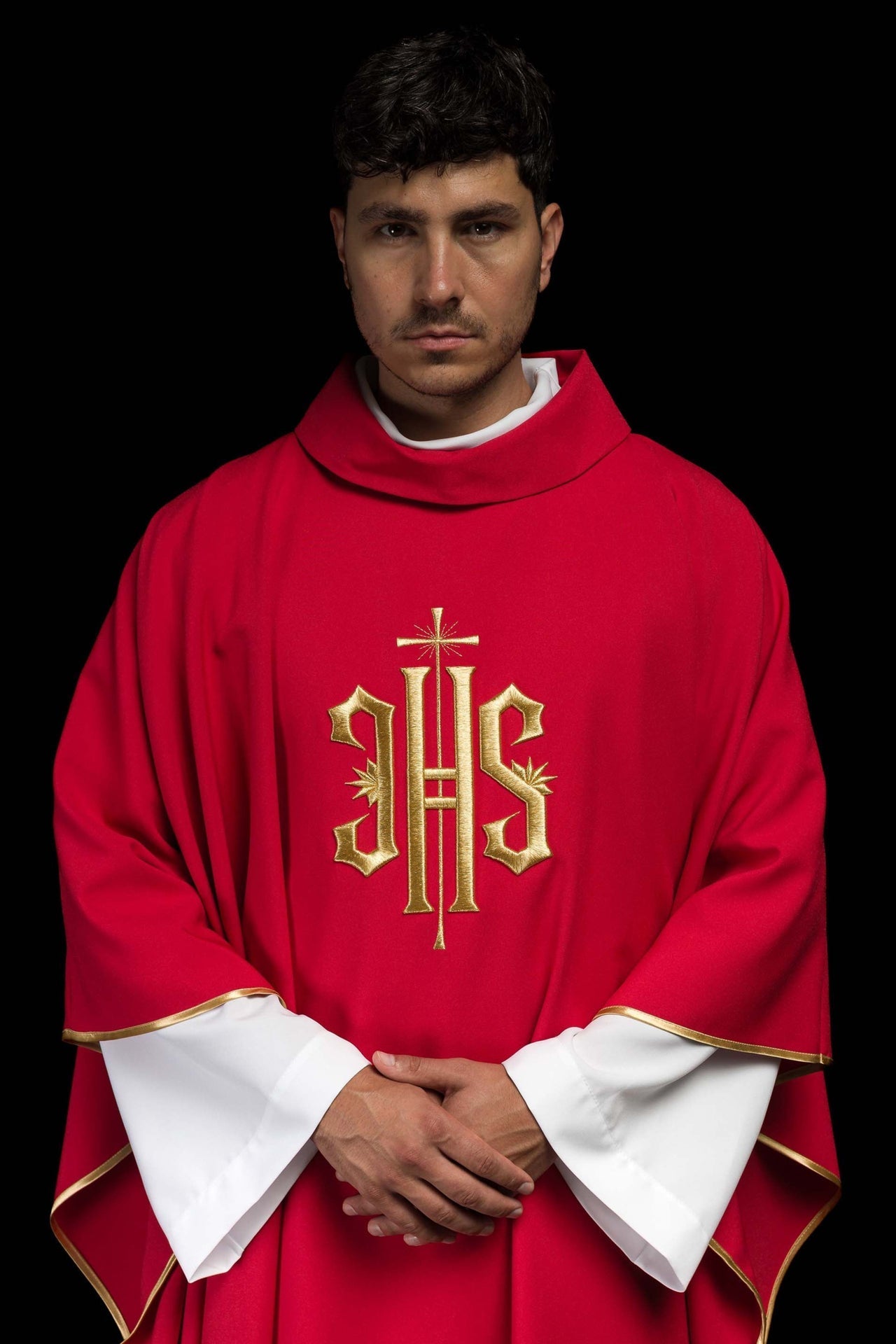 Ornat Liturgiczny Czerwony IHS Złoty Haft - Elanowełna Polska Produkcja - SZATYLITURGICZNE.PL