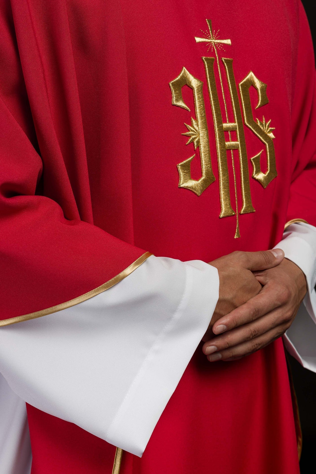 Ornat Liturgiczny Czerwony IHS Złoty Haft - Elanowełna Polska Produkcja - SZATYLITURGICZNE.PL
