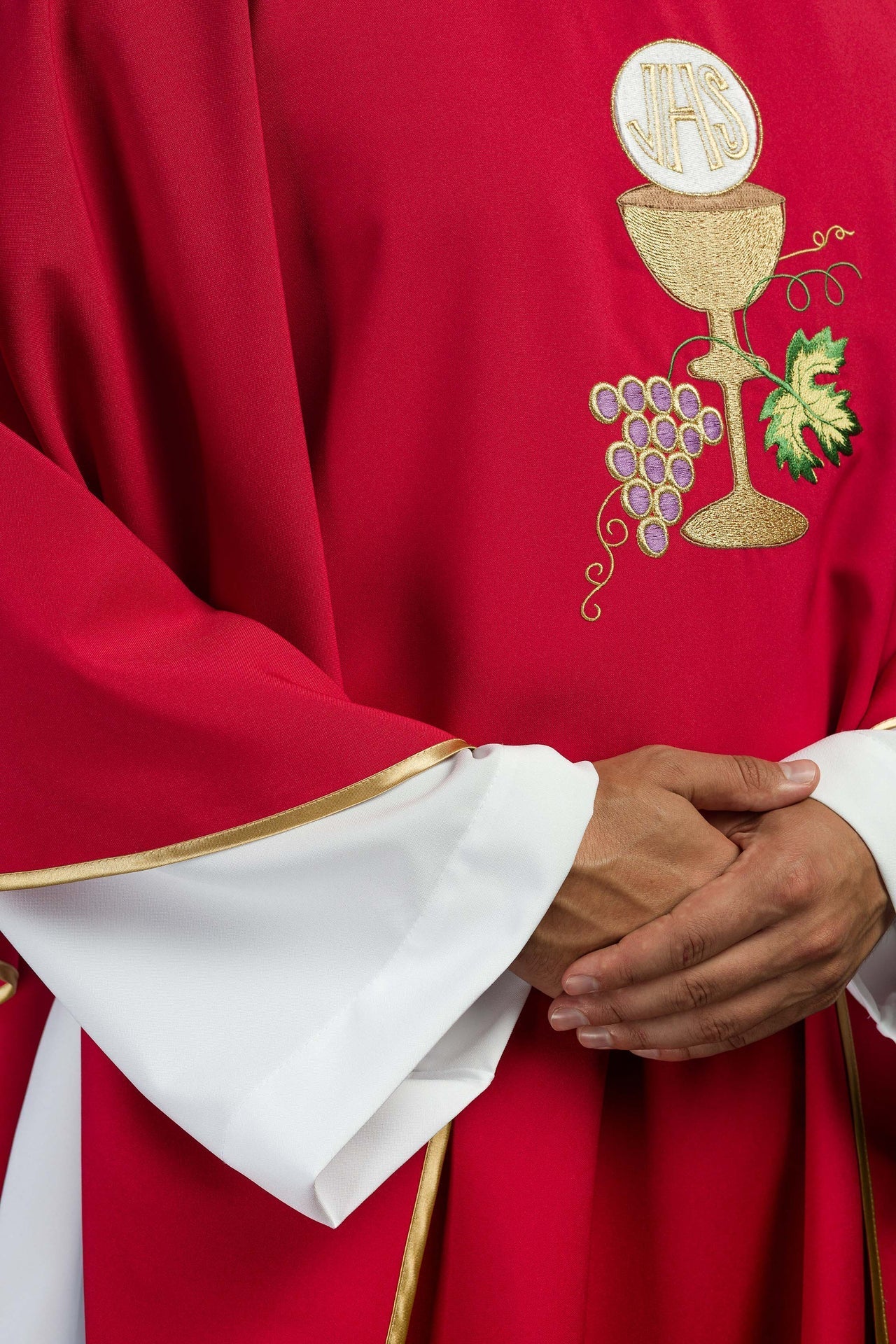 Ornat Liturgiczny Czerwony - Kielich, Krzyż i Winogrona - SZATYLITURGICZNE.PL