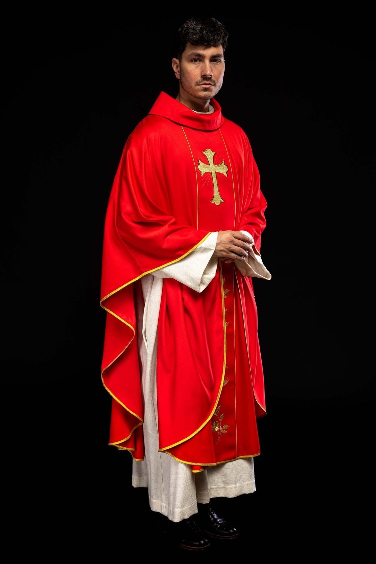 Ornat Liturgiczny Czerwony Krzyż i Kłosy Złoty Haft - SZATYLITURGICZNE.PL