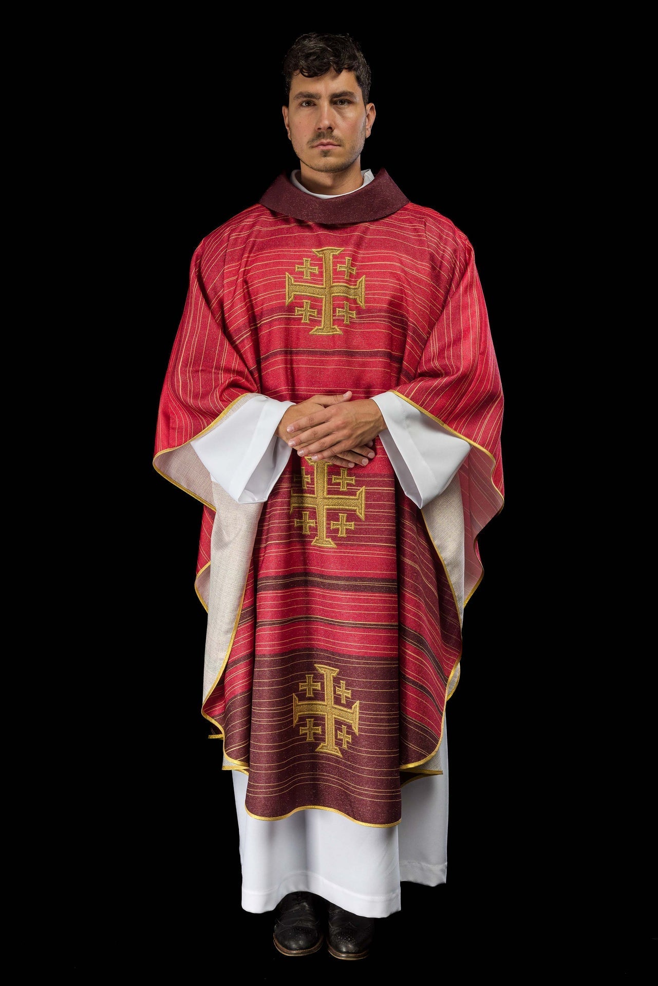 Ornat Liturgiczny Czerwony Krzyż Jerozolimski Drukowany - SZATYLITURGICZNE.PL