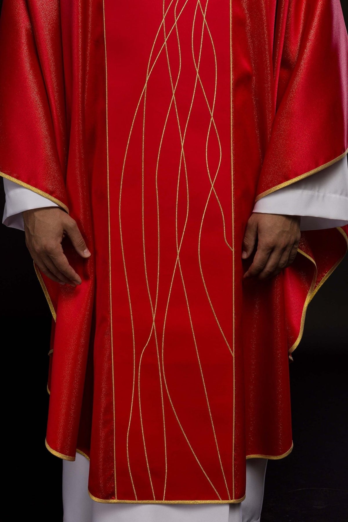 Ornat Liturgiczny Czerwony z Duchem Świętym - Bogaty Haft - SZATYLITURGICZNE.PL