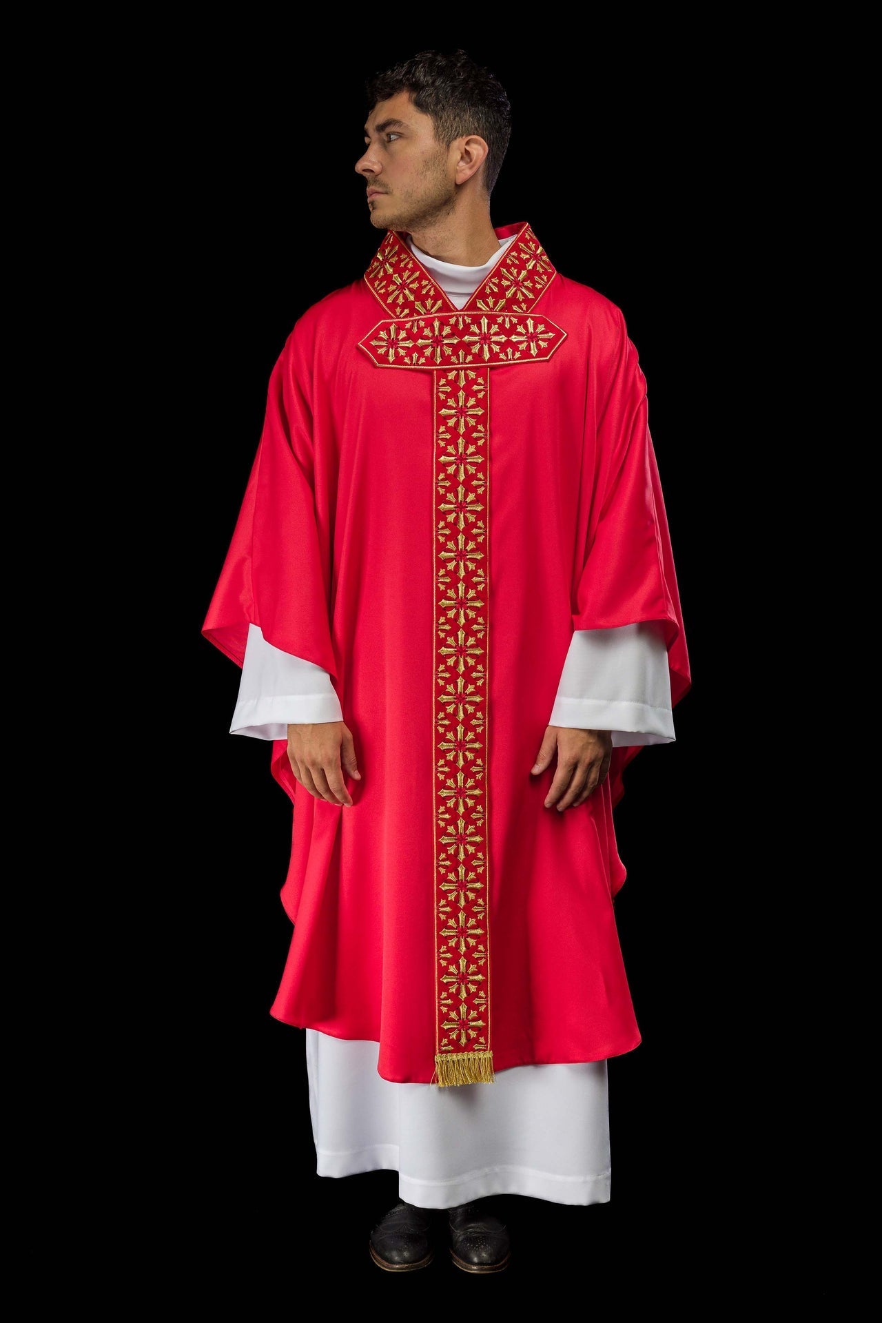 Ornat Liturgiczny Czerwony z Haftem Eucharystycznym i Złotymi Krzyżami - SZATYLITURGICZNE.PL