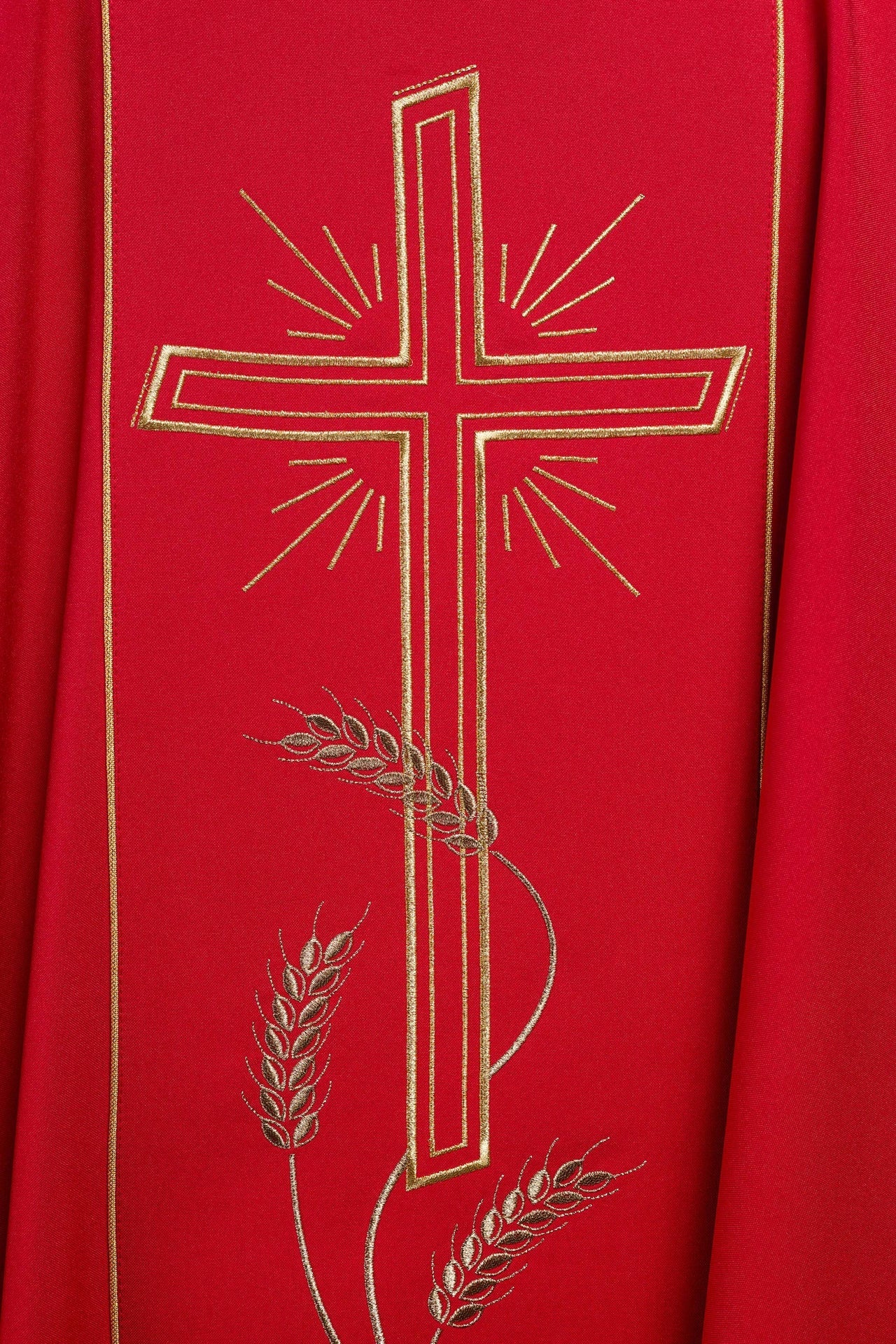 Ornat Liturgiczny Czerwony ze Złotym Krzyżem IHS - Polska Produkcja - SZATYLITURGICZNE.PL
