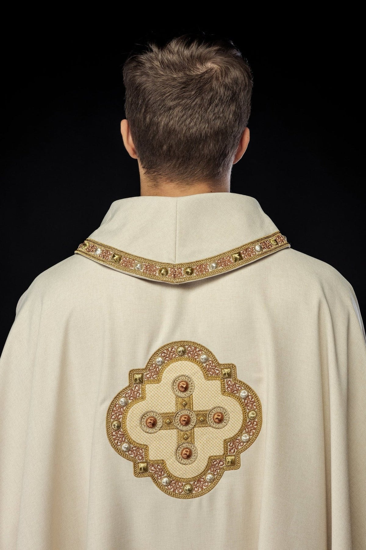 Ornat Liturgiczny Ecru Haft Krzyż Lamówka - Stuła w Komplecie - SZATYLITURGICZNE.PL