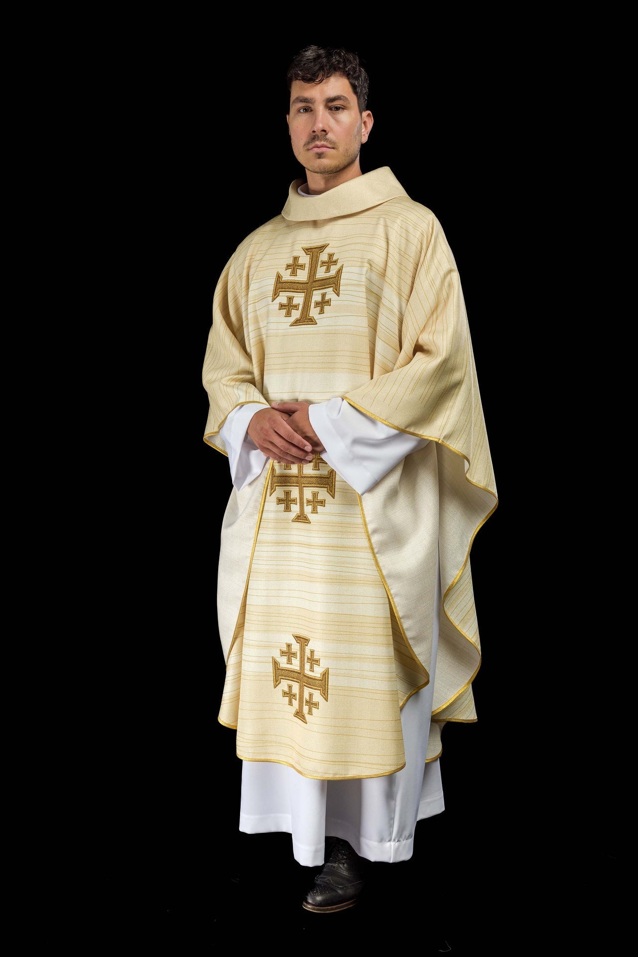 Ornat Liturgiczny Ecru Krzyż Jerozolimski - Polski Producent - SZATYLITURGICZNE.PL