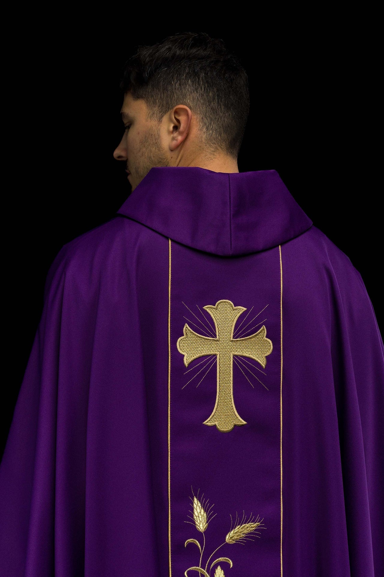 Ornat Liturgiczny Fioletowy Krzyż i Kłosy - Złoty Haft - SZATYLITURGICZNE.PL