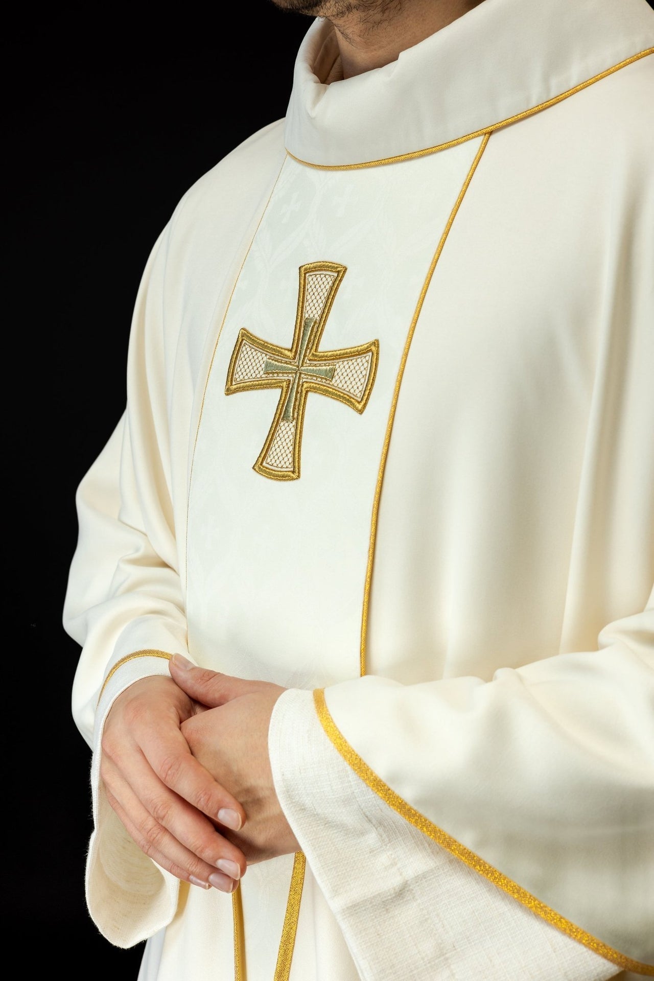 Ornat Liturgiczny Haftowany Krzyż Złota Lamówka - Poliester PE - SZATYLITURGICZNE.PL