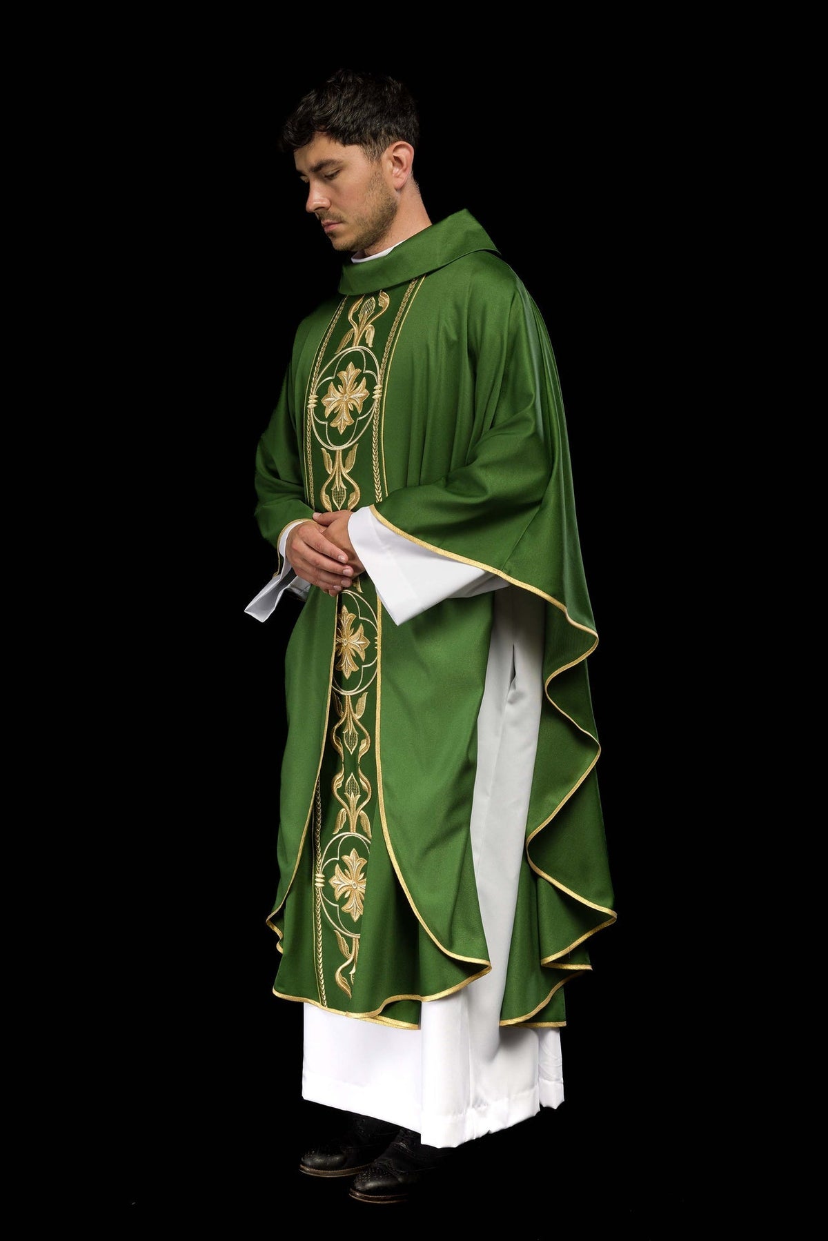 Ornat Liturgiczny Zielony Haftowany Rozeta - Polski Producent - SZATYLITURGICZNE.PL