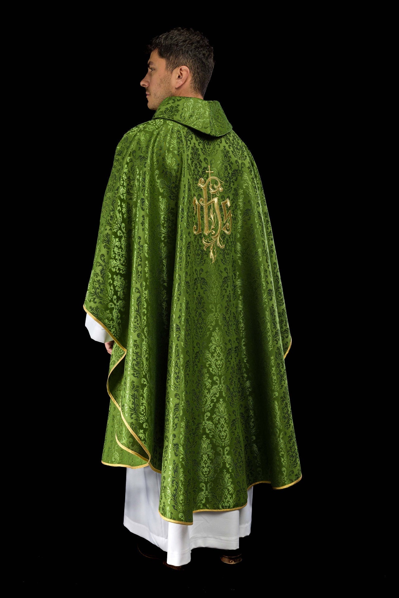 Ornat Liturgiczny Zielony IHS Złoty Haft - Polska Produkcja - SZATYLITURGICZNE.PL