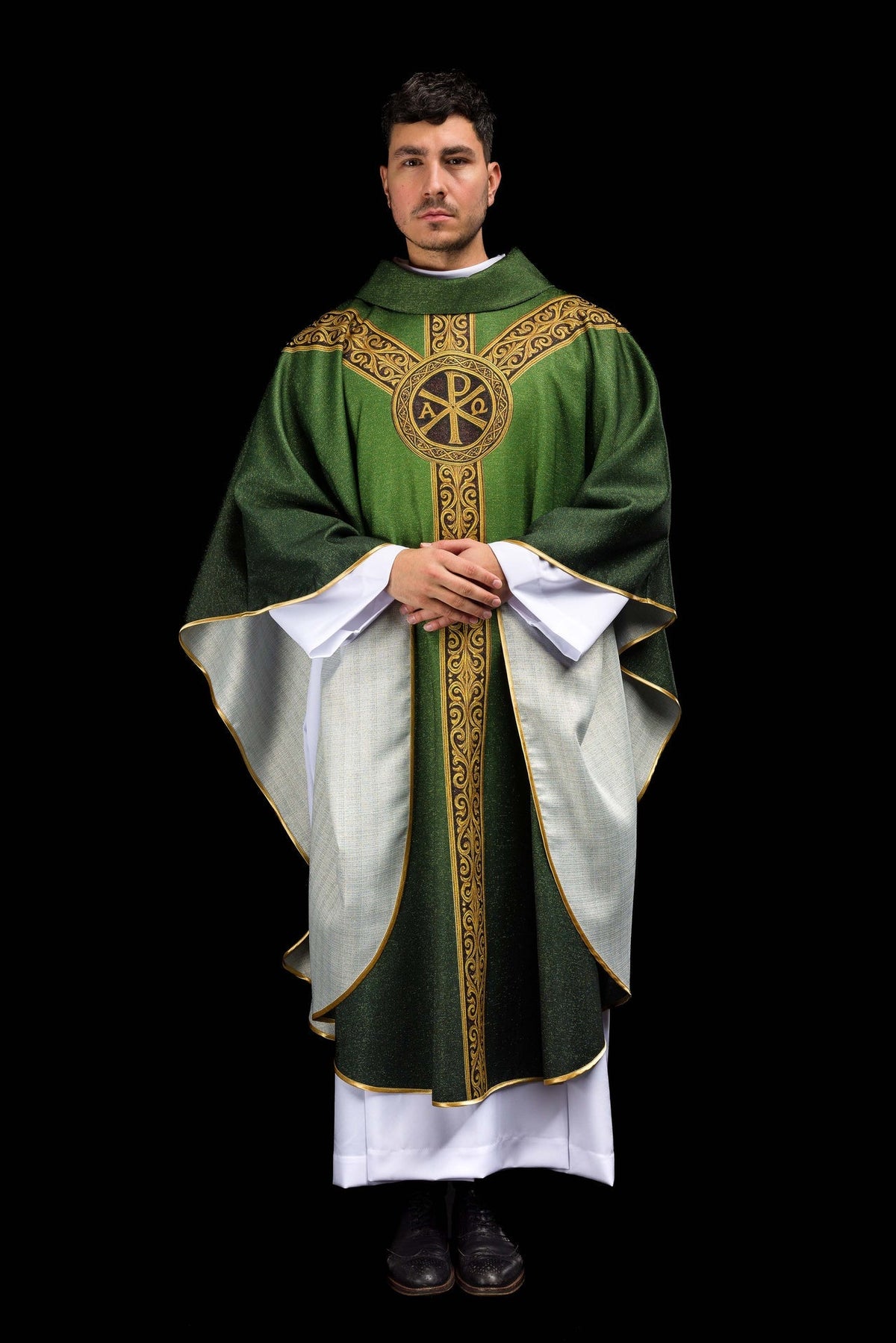Ornat Liturgiczny Zielony Pax ze Złotym Nadrukiem - Elegancki - SZATYLITURGICZNE.PL