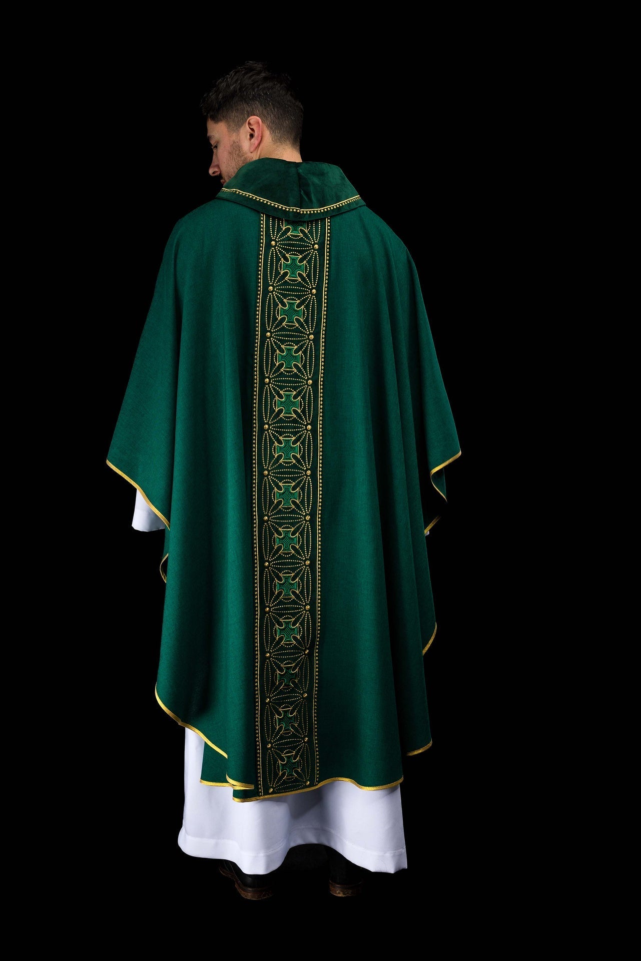 Ornat Liturgiczny Zielony z Pasem w Krzyże - Elegancki i Trwały - SZATYLITURGICZNE.PL