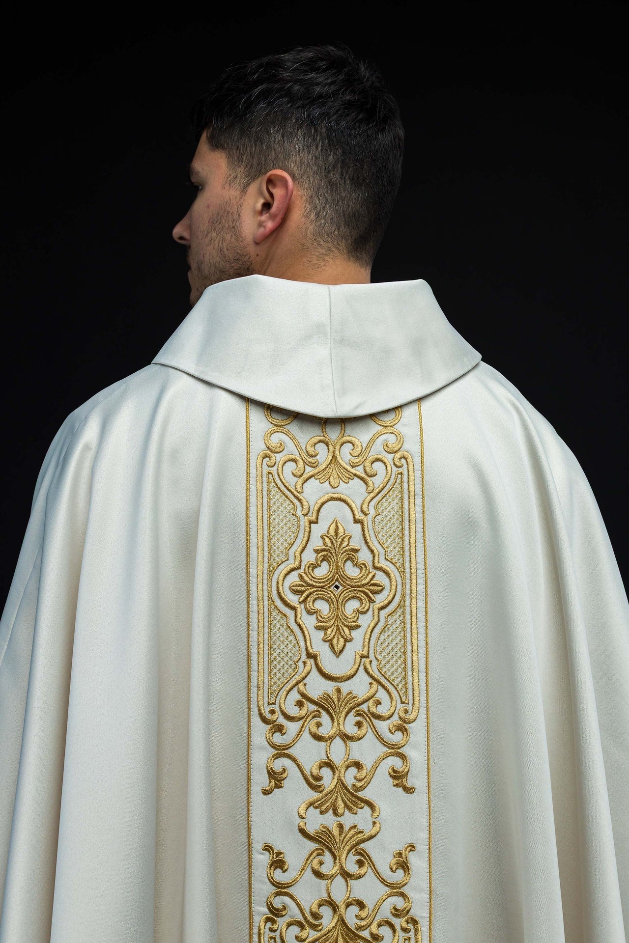 Ornat liturgiczny złoty haft eucharystyczny z połyskiem - SZATYLITURGICZNE.PL