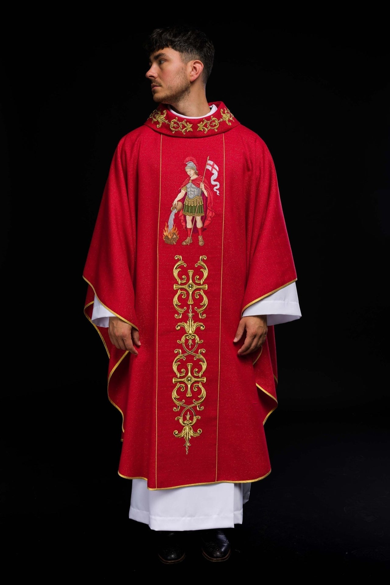 Ornat Liturgiczny Złoty Haftowany Św. Florian - Polski Producent - SZATYLITURGICZNE.PL
