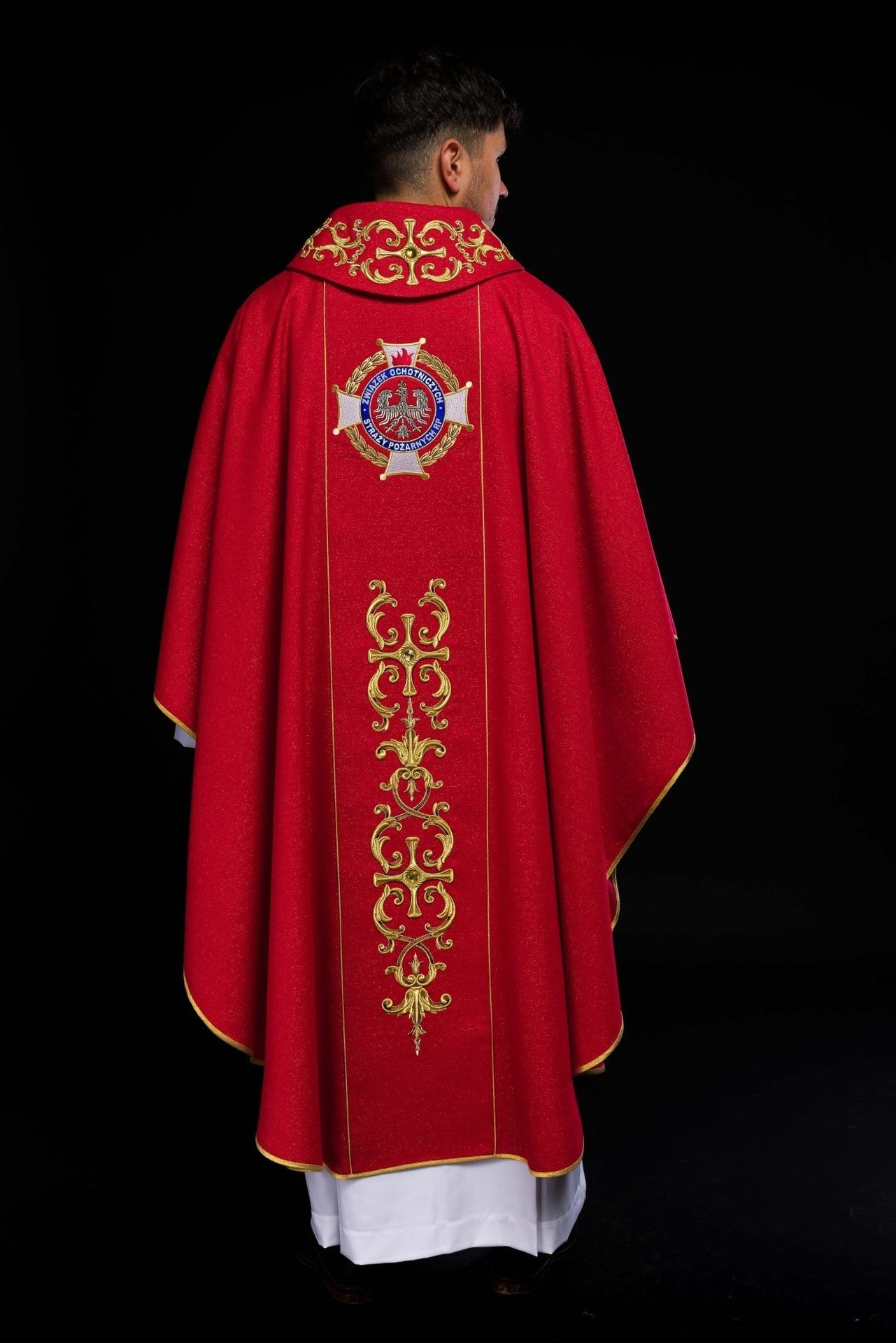 Ornat Liturgiczny Złoty Haftowany Św. Florian - Polski Producent - SZATYLITURGICZNE.PL