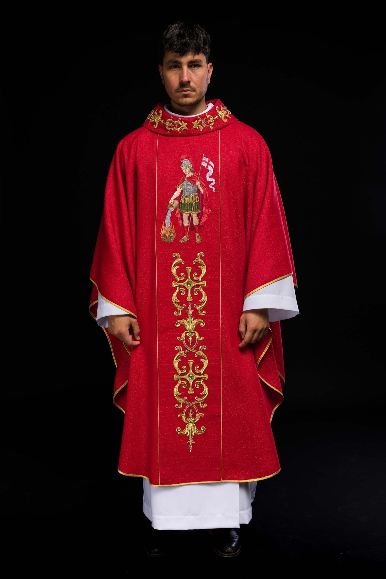 Ornat Liturgiczny Złoty Haftowany Św. Florian - Polski Producent - SZATYLITURGICZNE.PL