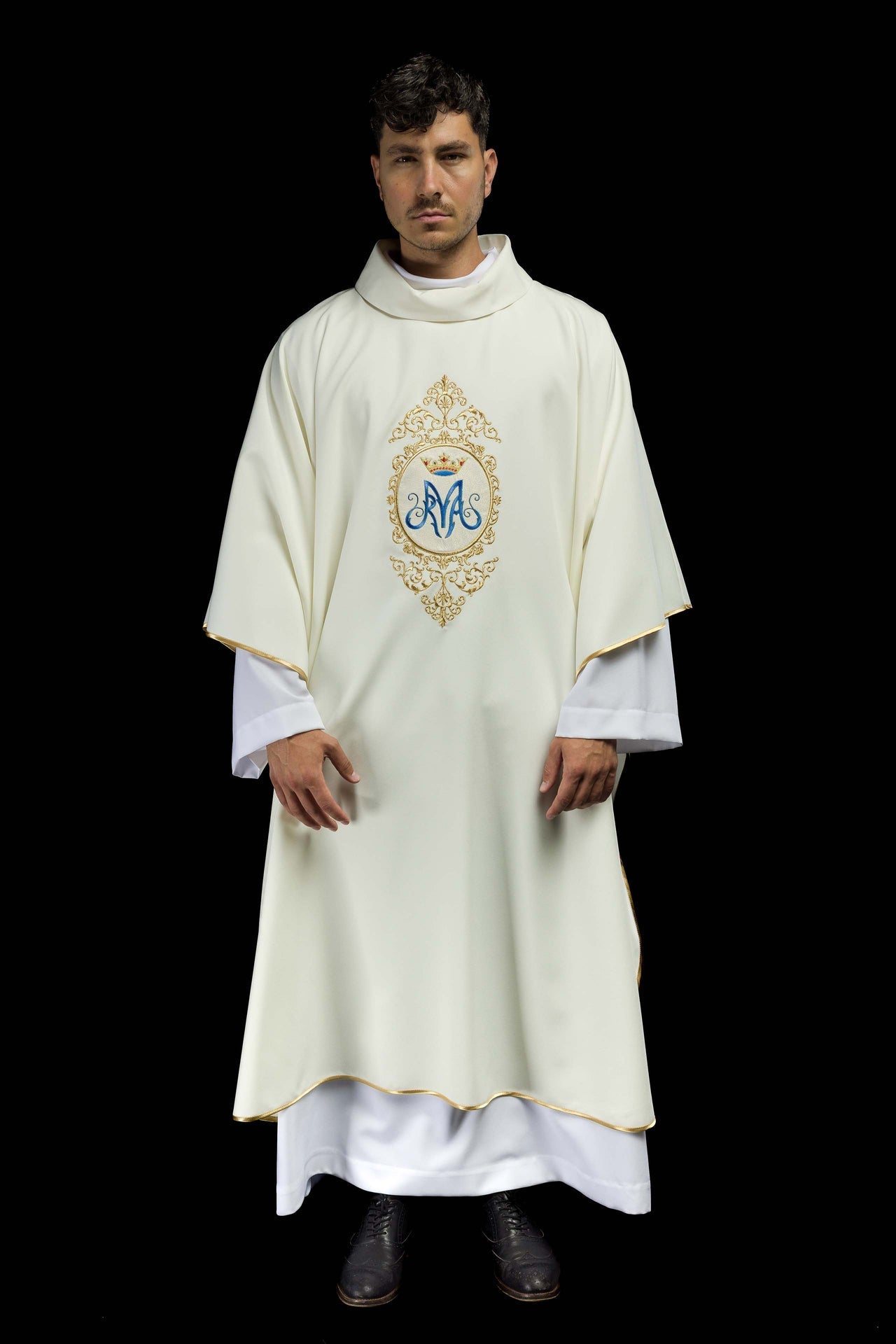 Ornat Maryjny ze Złotym Haftem i Koroną - Szaty Liturgiczne - SZATYLITURGICZNE.PL