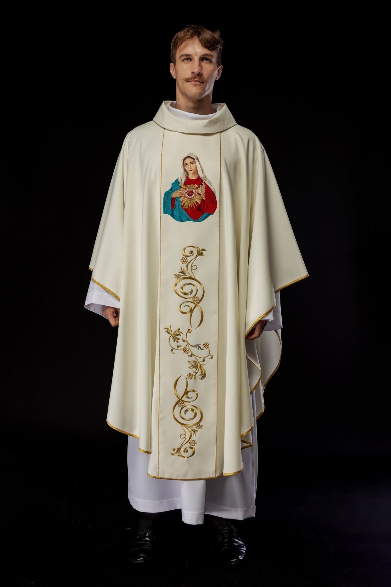 Ornat Maryjny Złoty z Haftem Serca Maryi - Elegancki - SZATYLITURGICZNE.PL