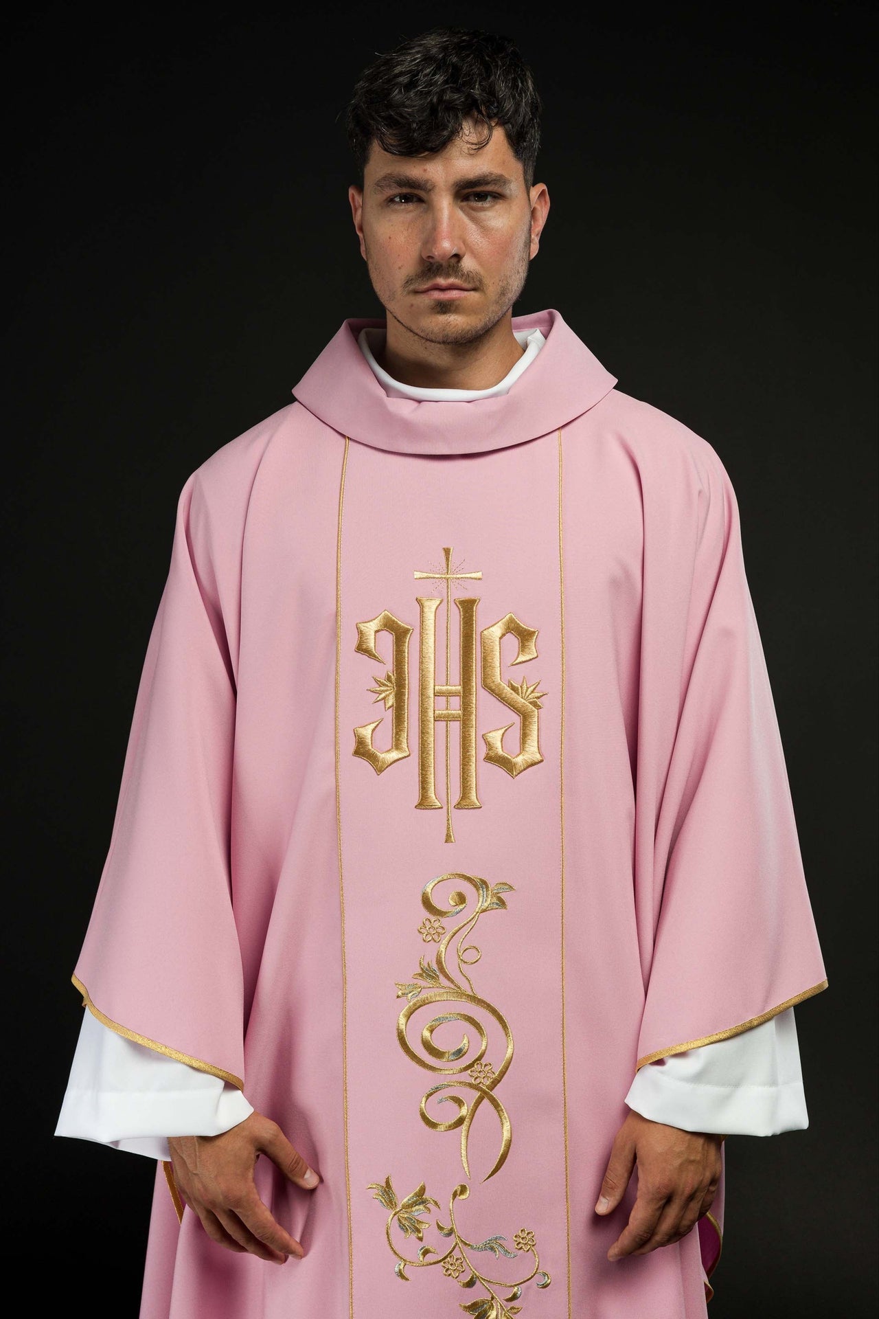 Ornat Różowy IHS - Złoty Haft Eucharystyczny, Elanowełna - SZATYLITURGICZNE.PL
