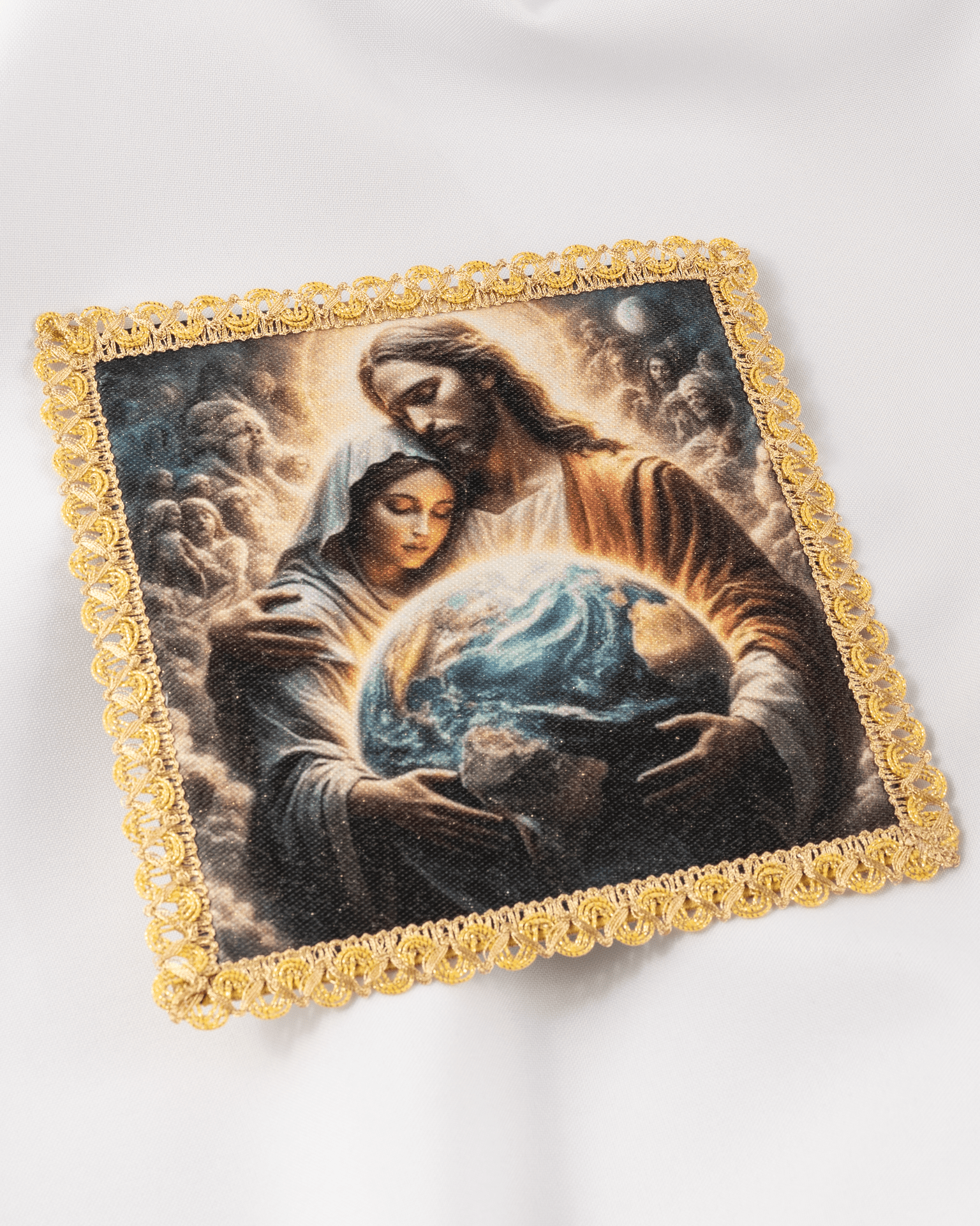Palka Maryjna „Opiekunka Świata” - SZATYLITURGICZNE.PL