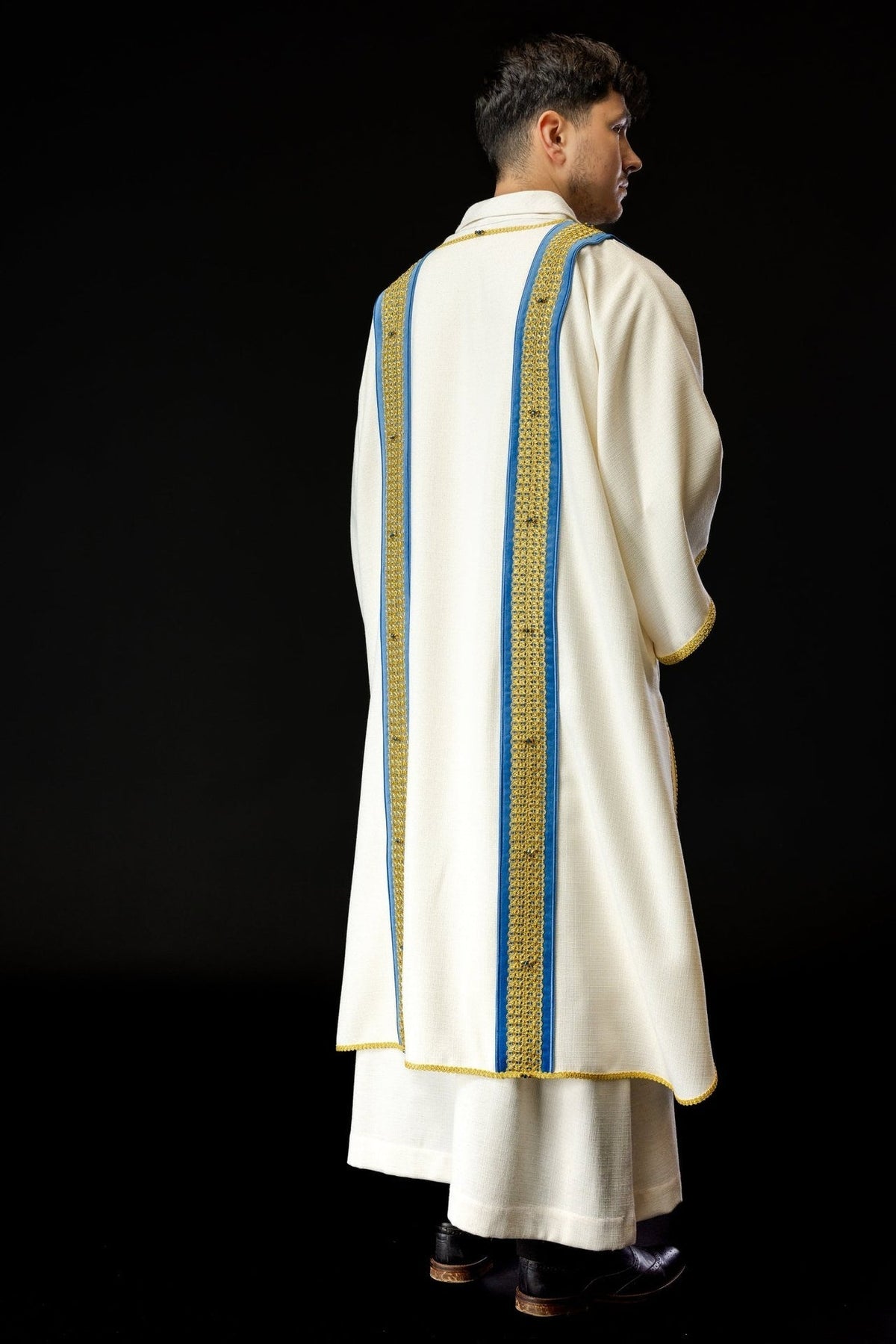 Ręcznie Robiona Dalmatyka z Kamieniami Naturalnymi - Handmade 1001 - SZATYLITURGICZNE.PL